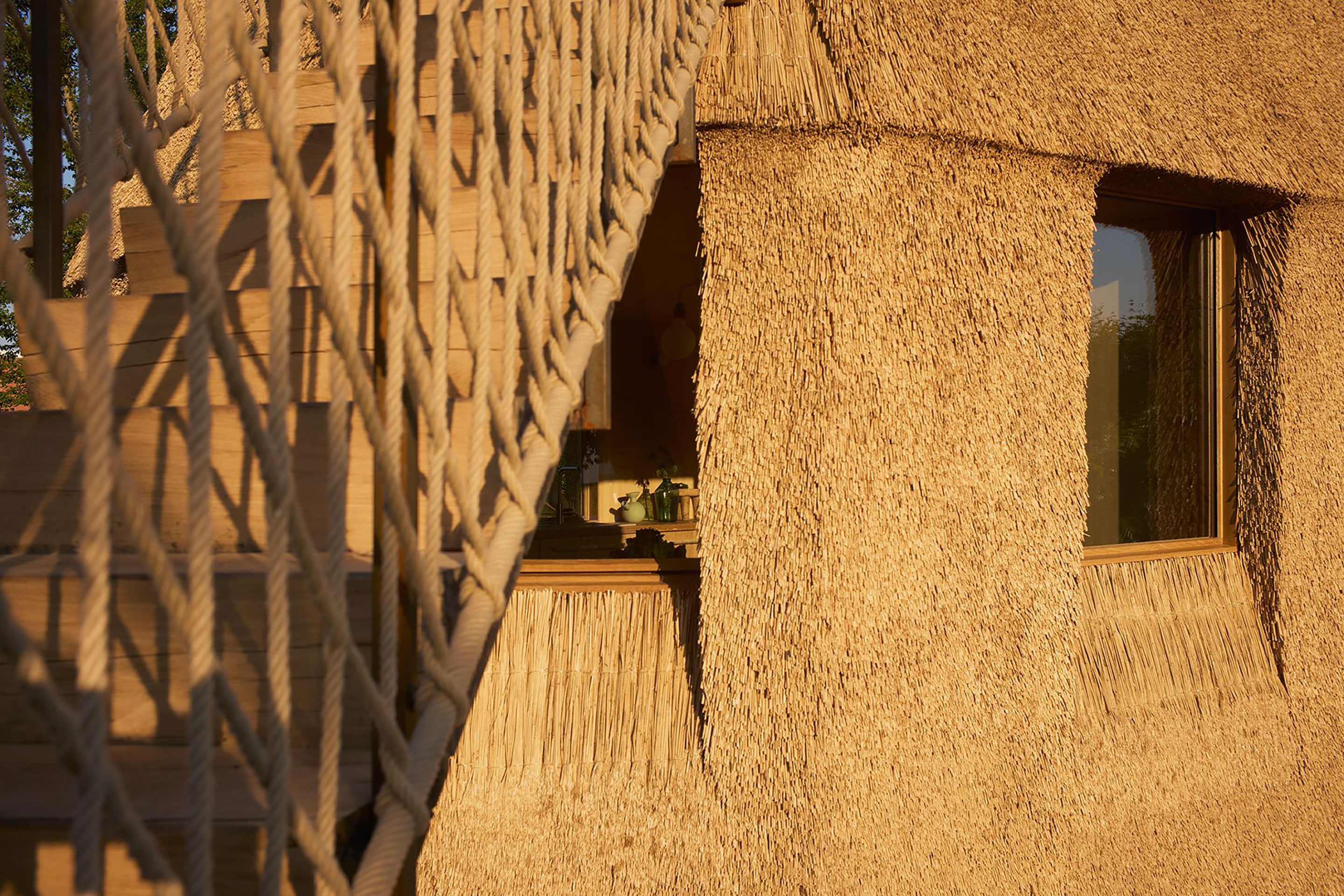 Vitra-GardenHouse-Tsuyoshi-TaneFassade-gelaender