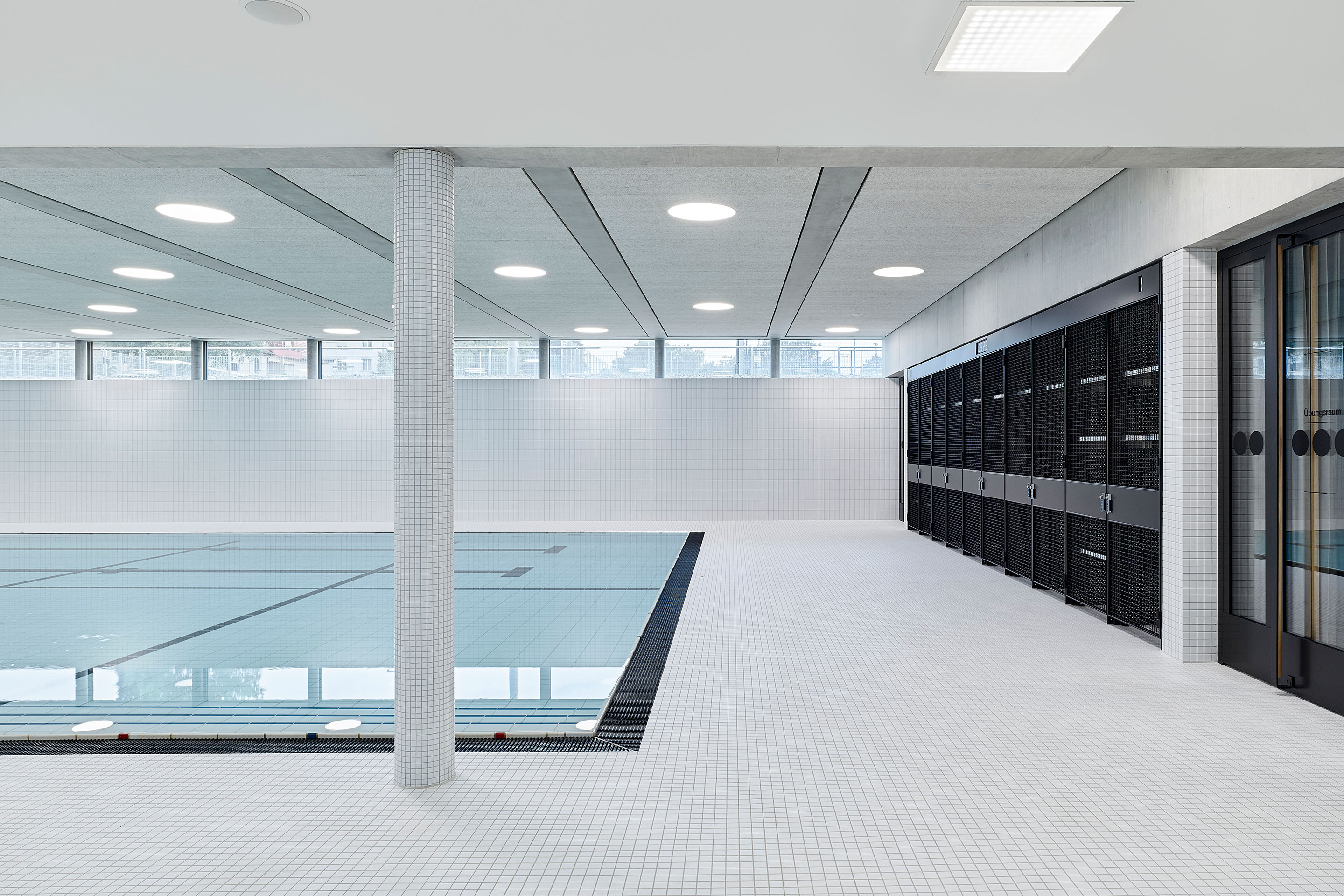 schwimmhalle-neufeld-bern-lehrschwimmbecken