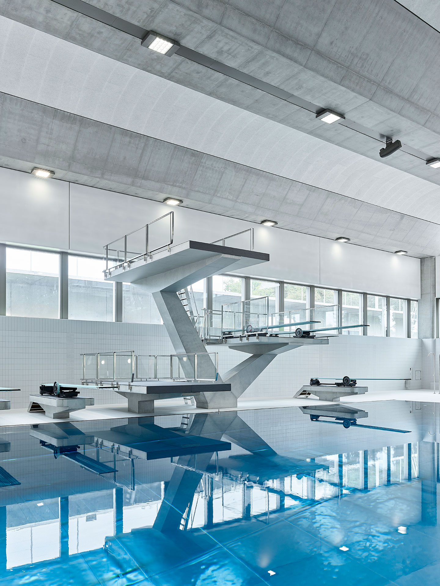 schwimmhalle-neufeld-bern-sprungtuerme
