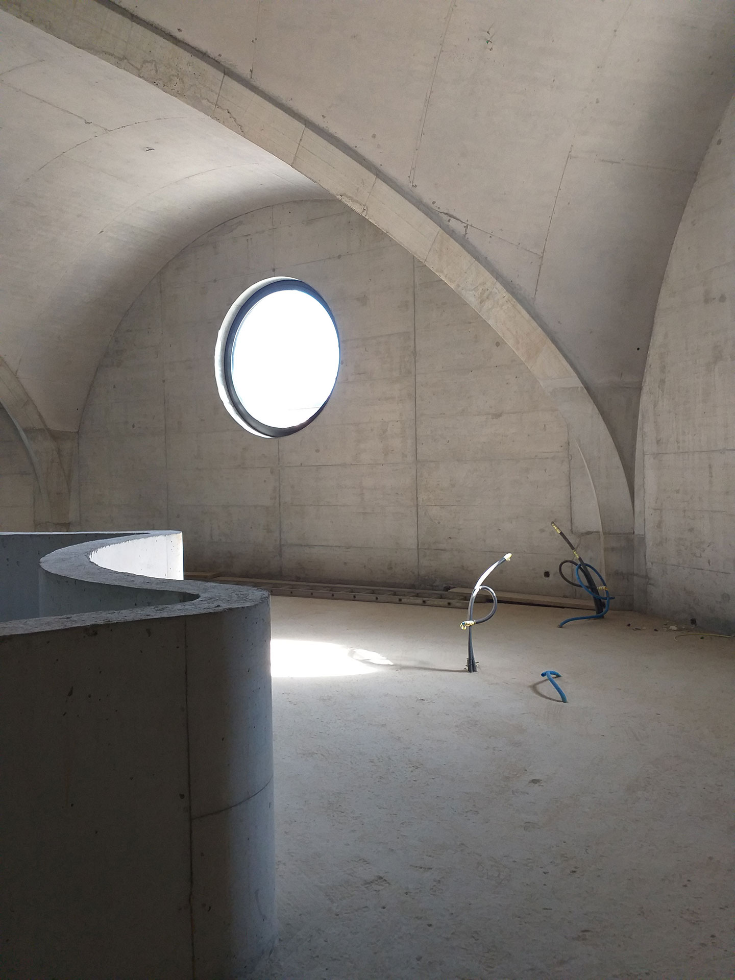 Innenraum unter dem Gewölbe