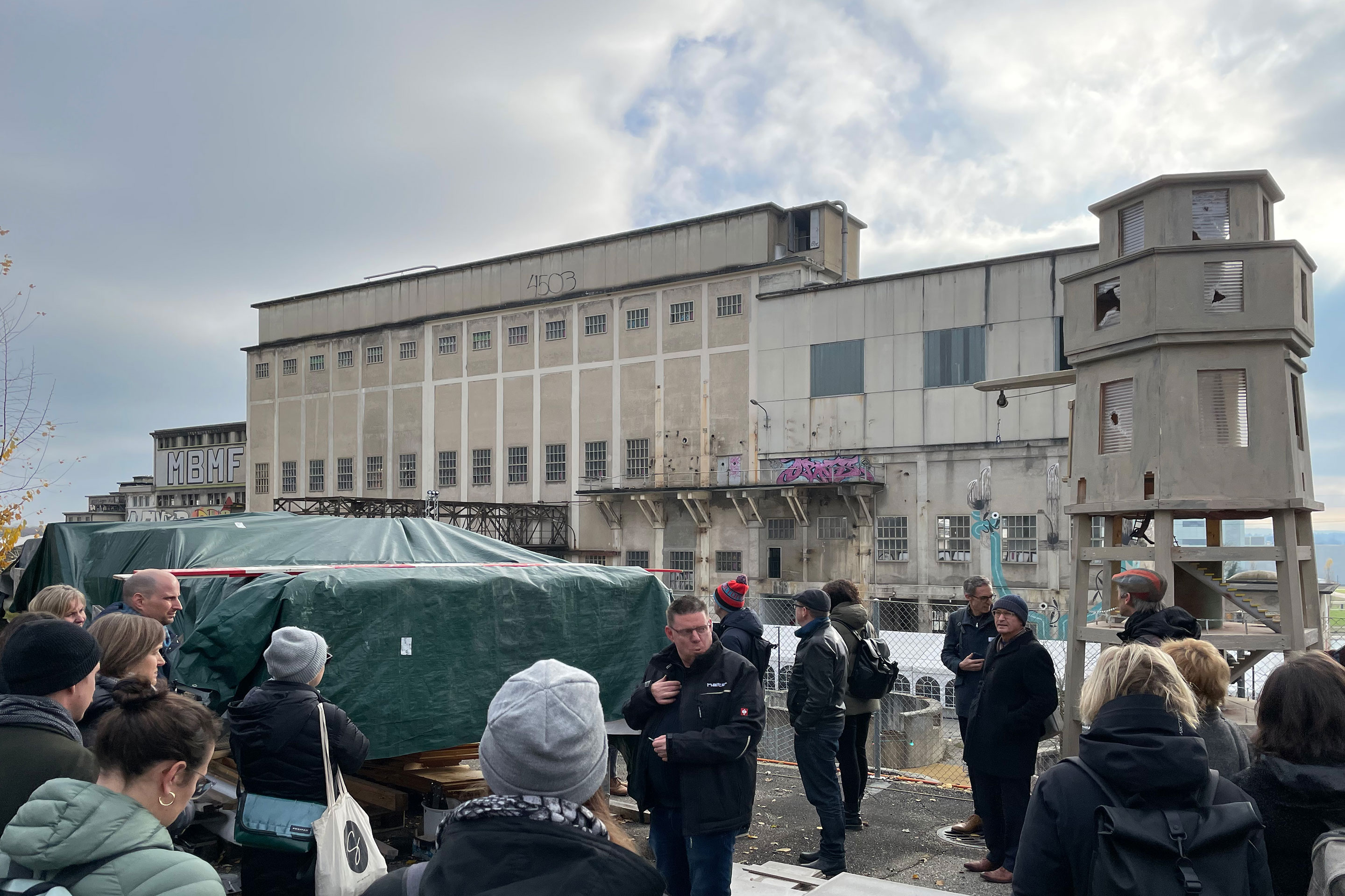 Führung durch das Areal der ehemaligen Cellulose-Fabrik.