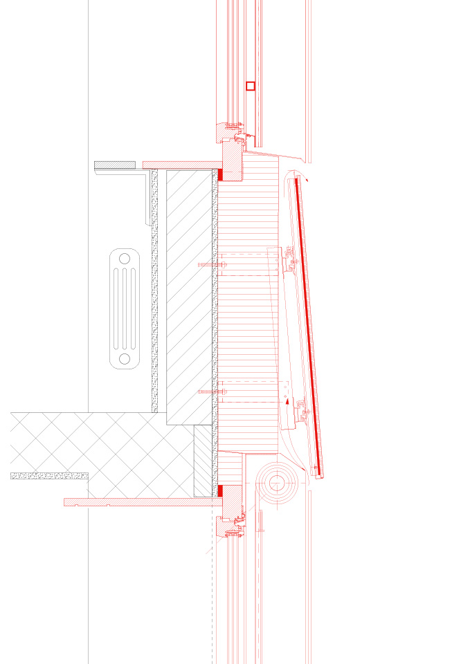 Neue Wärmedämmung und PV-Module sorgen für eine sinnvolle energetische Sanierung. Detailschnitt.