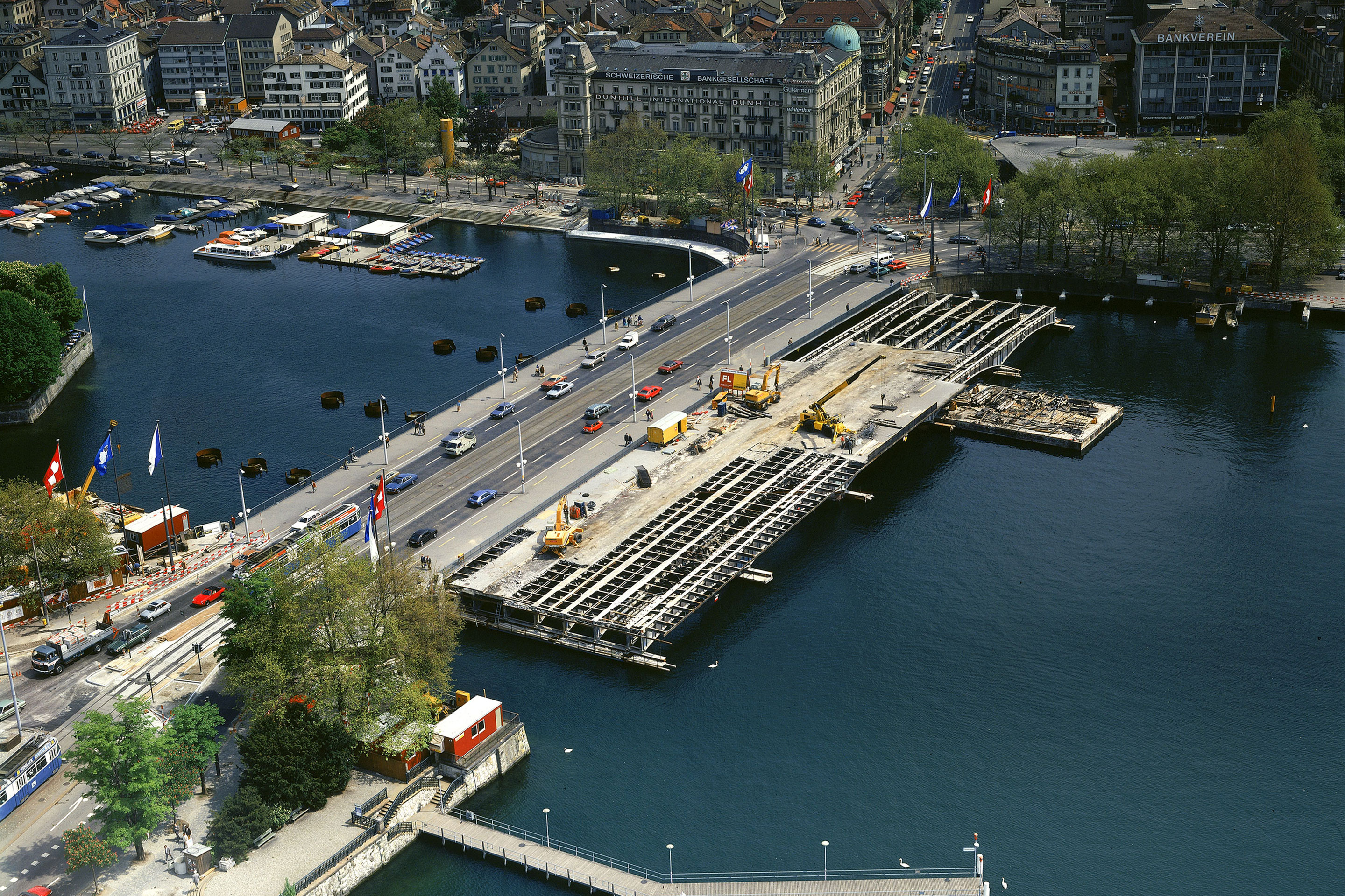 FIDUS、「Auf der Brucke in Zurich」 EF opens new Zurich headquarters in the former Swiss Stock