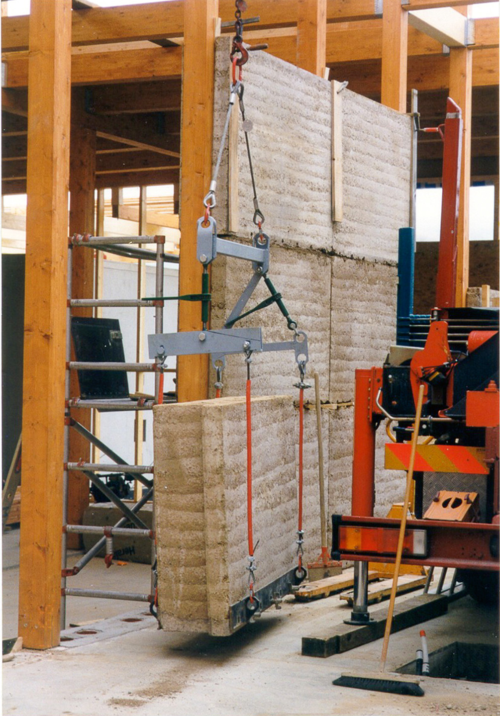 Imprimerie Gugler, Ablinger et Vedral &amp; Partner ZT architectes, Pielach (AT), 1998-1999.