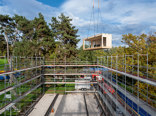 École de Trembley: chantier de la pose d’un module.