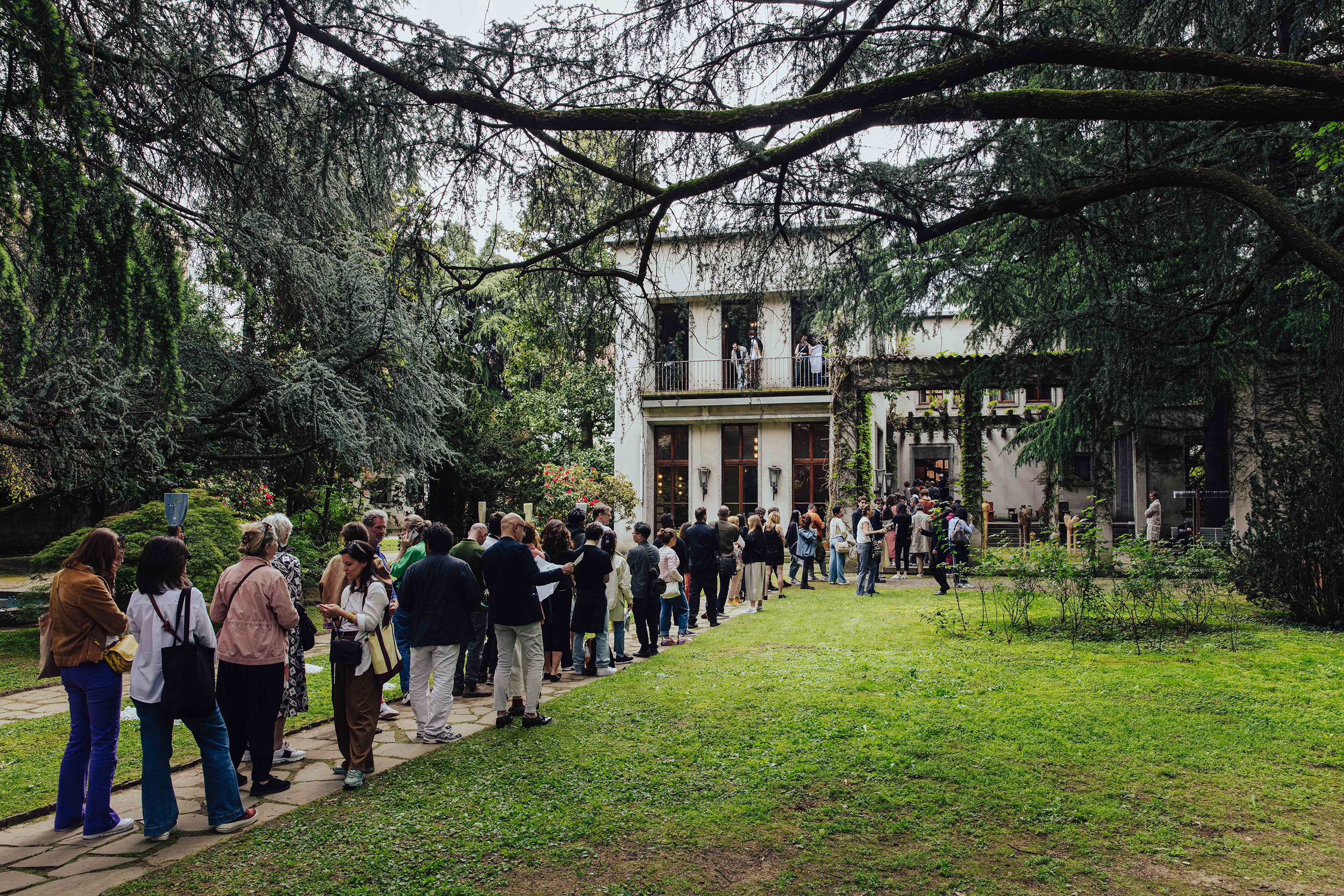 Die dem «rationalismo» verschriebene Villa von Osvaldo Borsani erlaubt keinen Einblick und zog umso mehr Neugierige an.