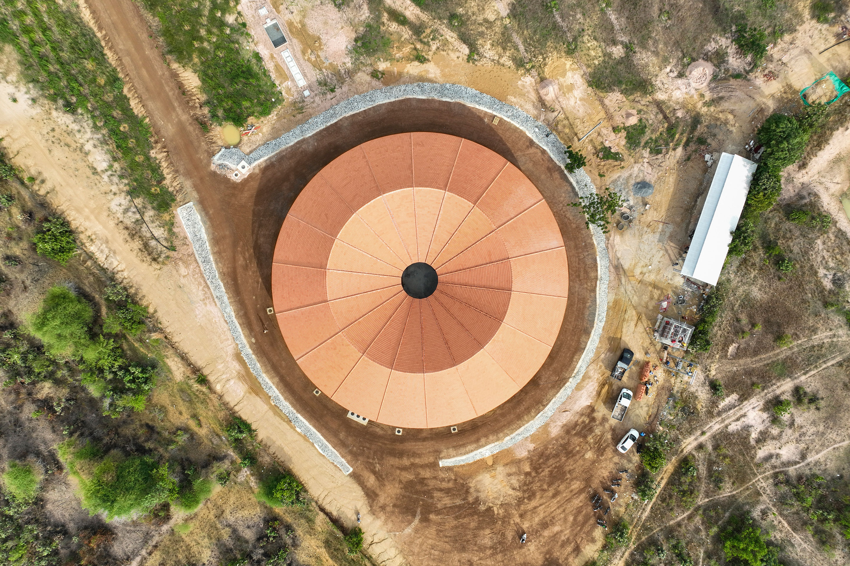 Der Rundbau hat einen Durchmesser von 40 m und eine Höhe von 9.60 m