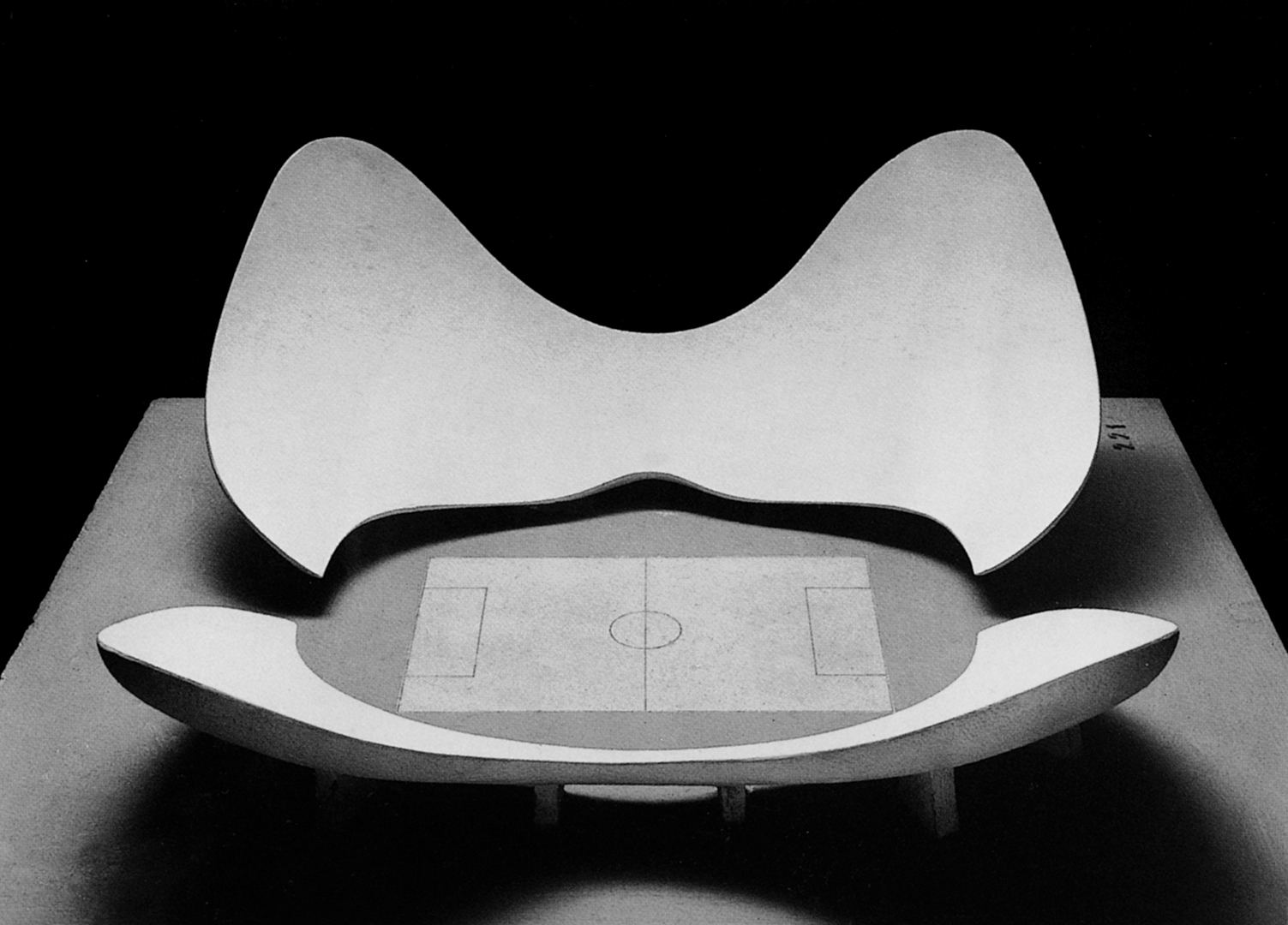 Luigi Moretti, pianta modello fisico