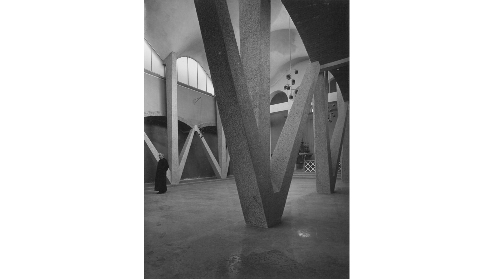 Interno nuova ala Chiesa Viggiu