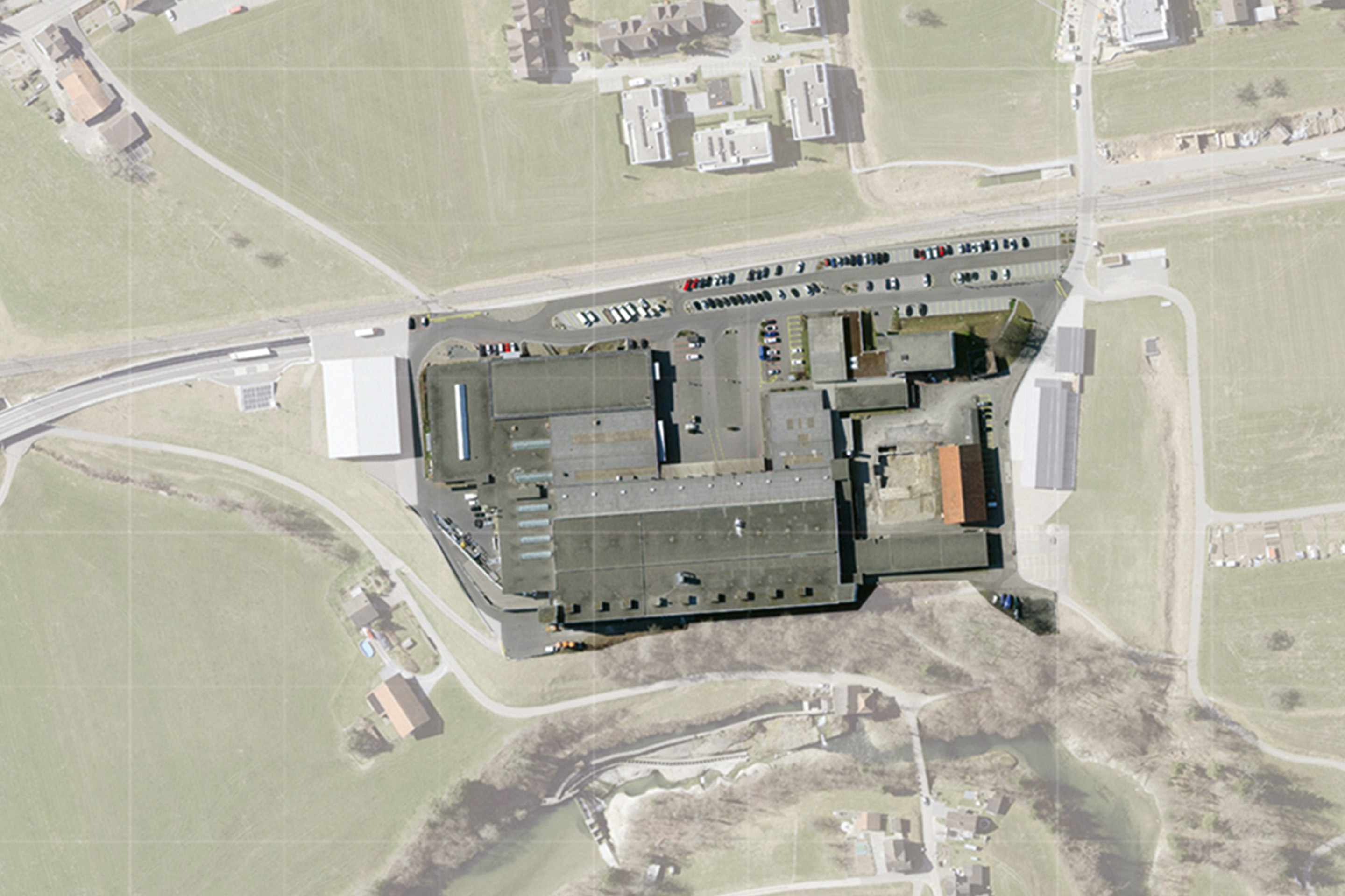 Vue aérienne de l’usine Isofloc