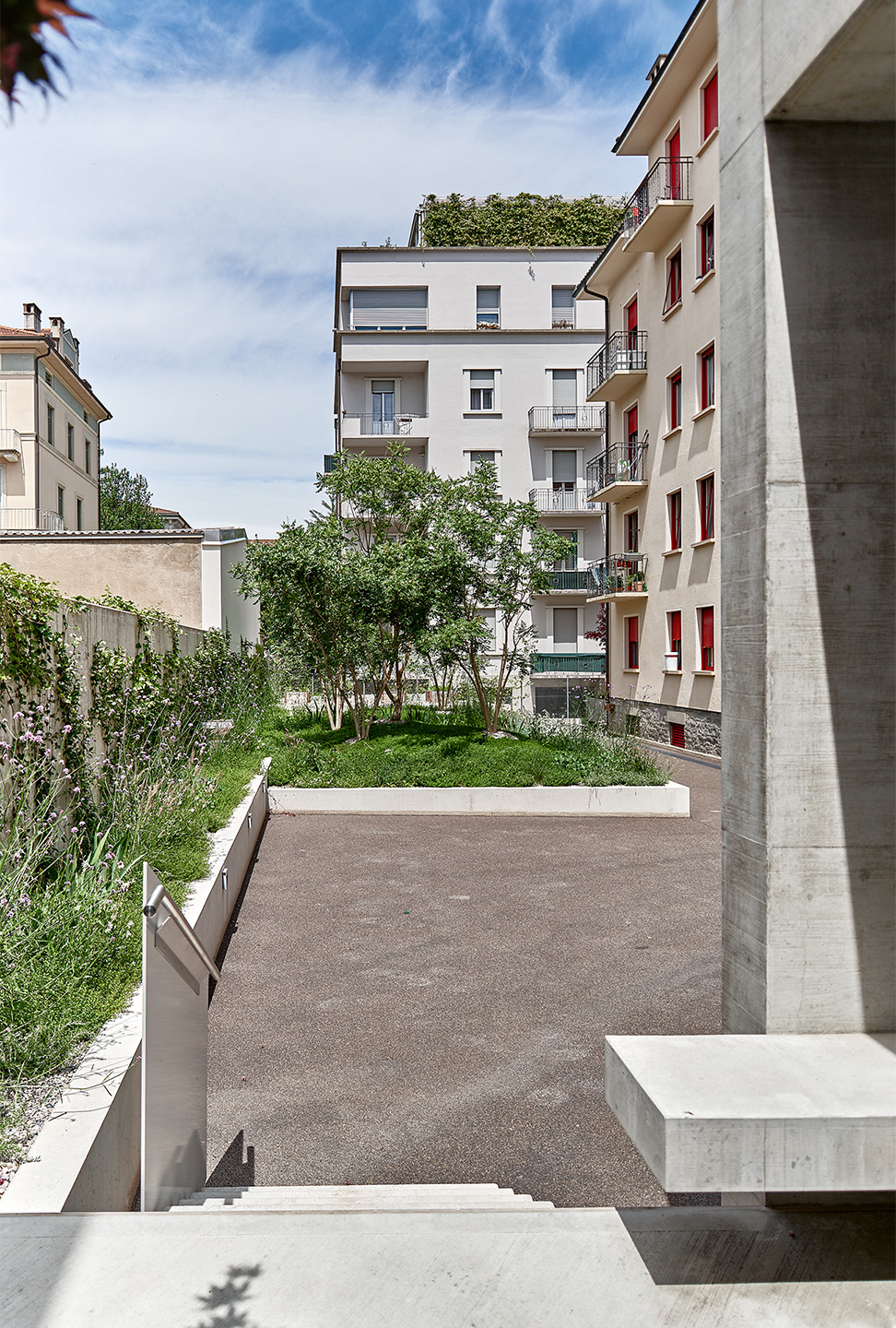 Complesso residenziale in via Volta, Lugano