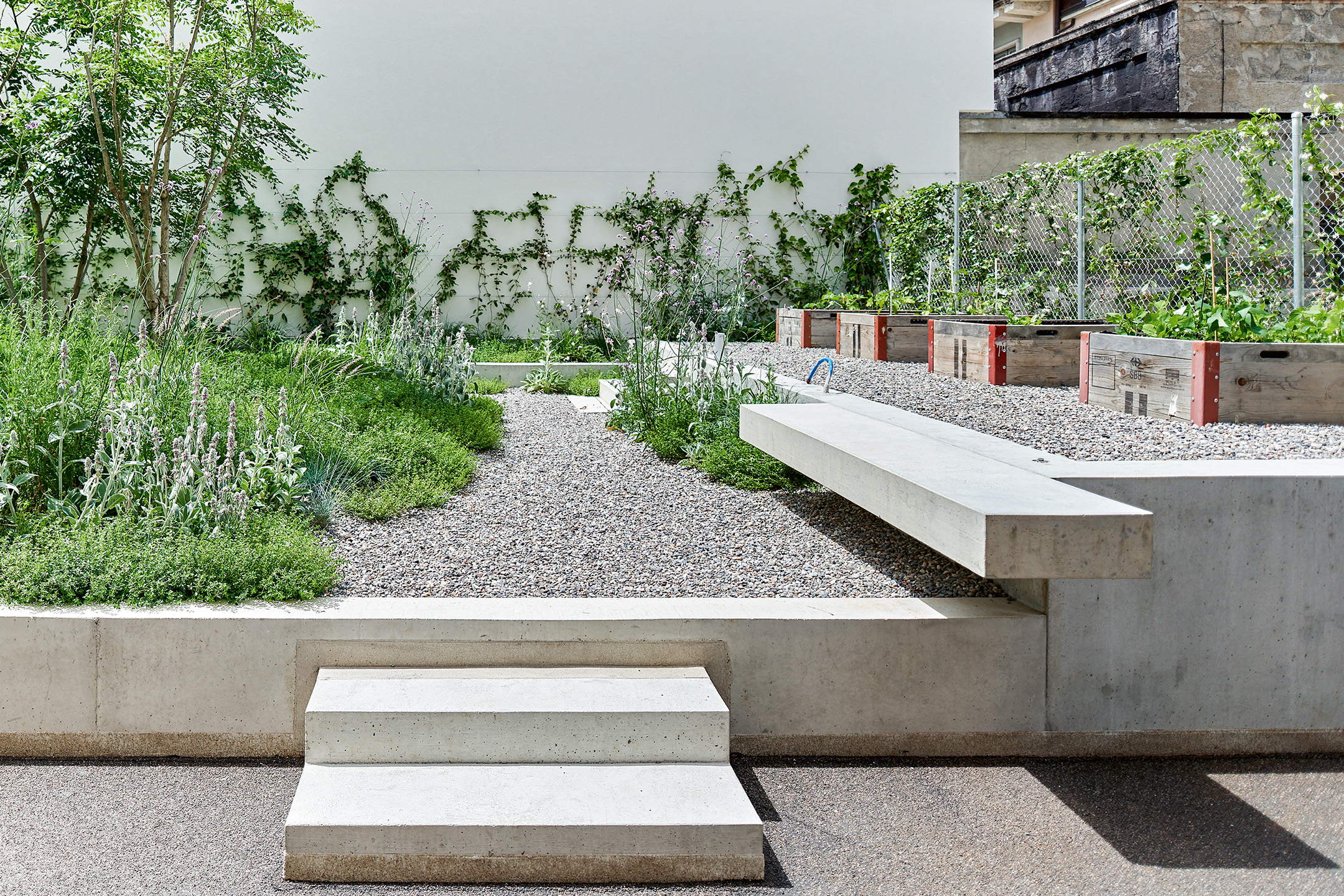 Complesso residenziale in via Volta, Lugano