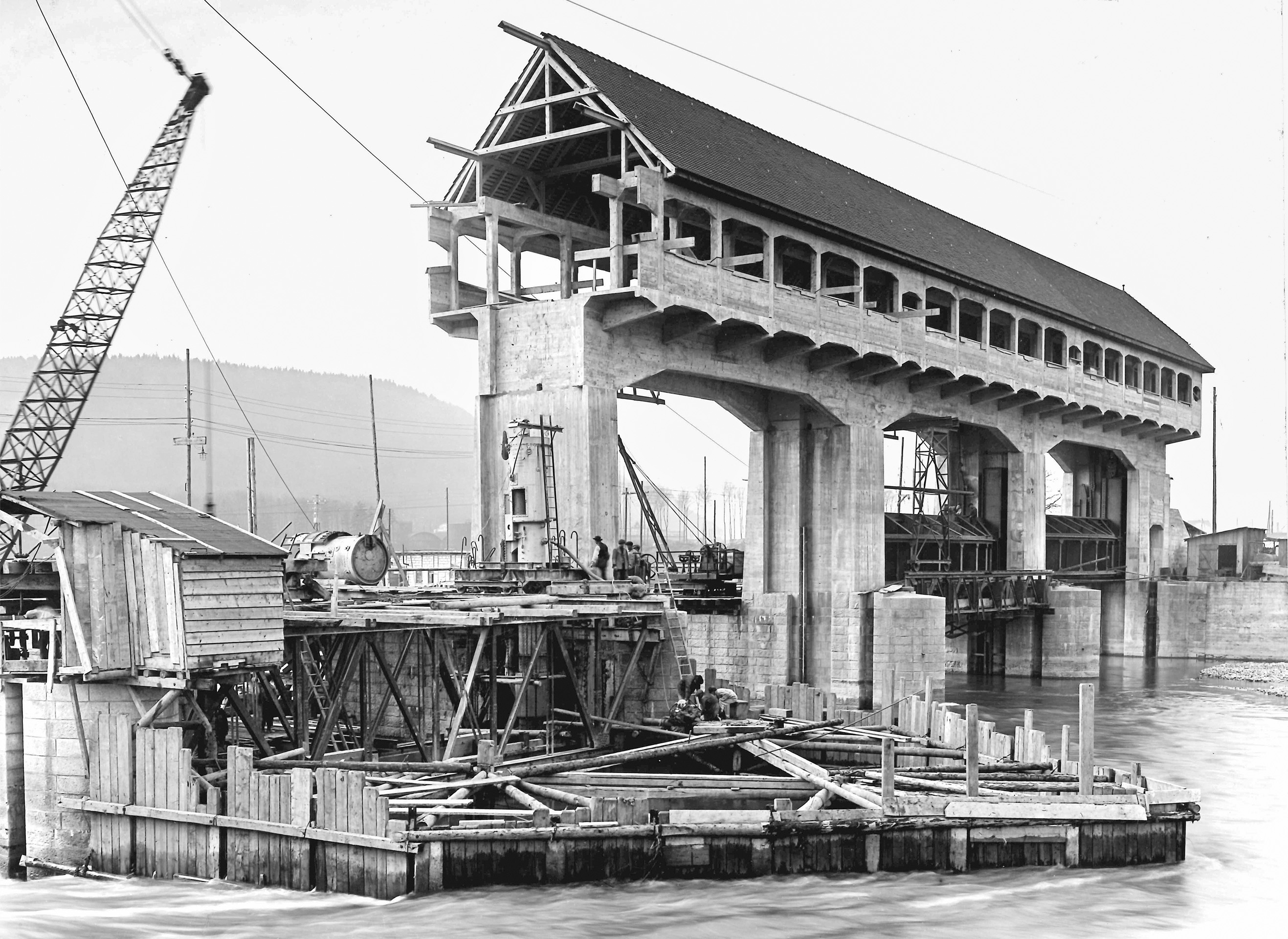 Stauwehr-Winznau-historisch-im-Bau-Aare