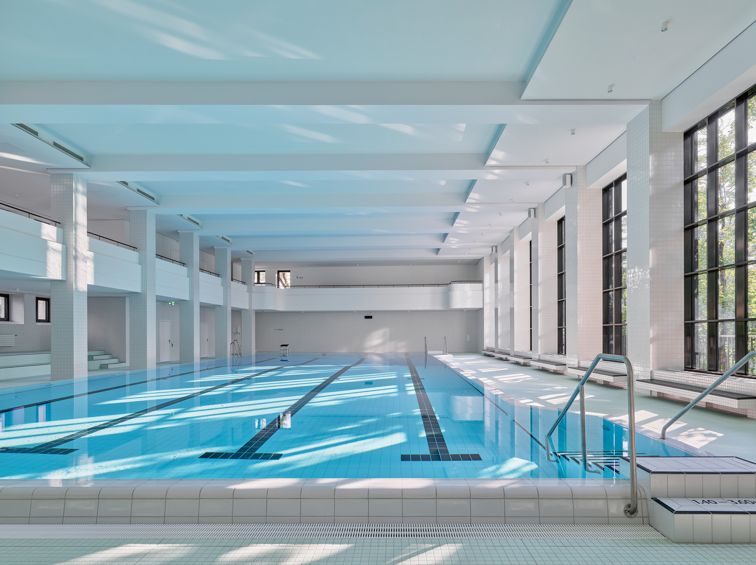 Das Schwimmbad Rialto mit neuer Galerie