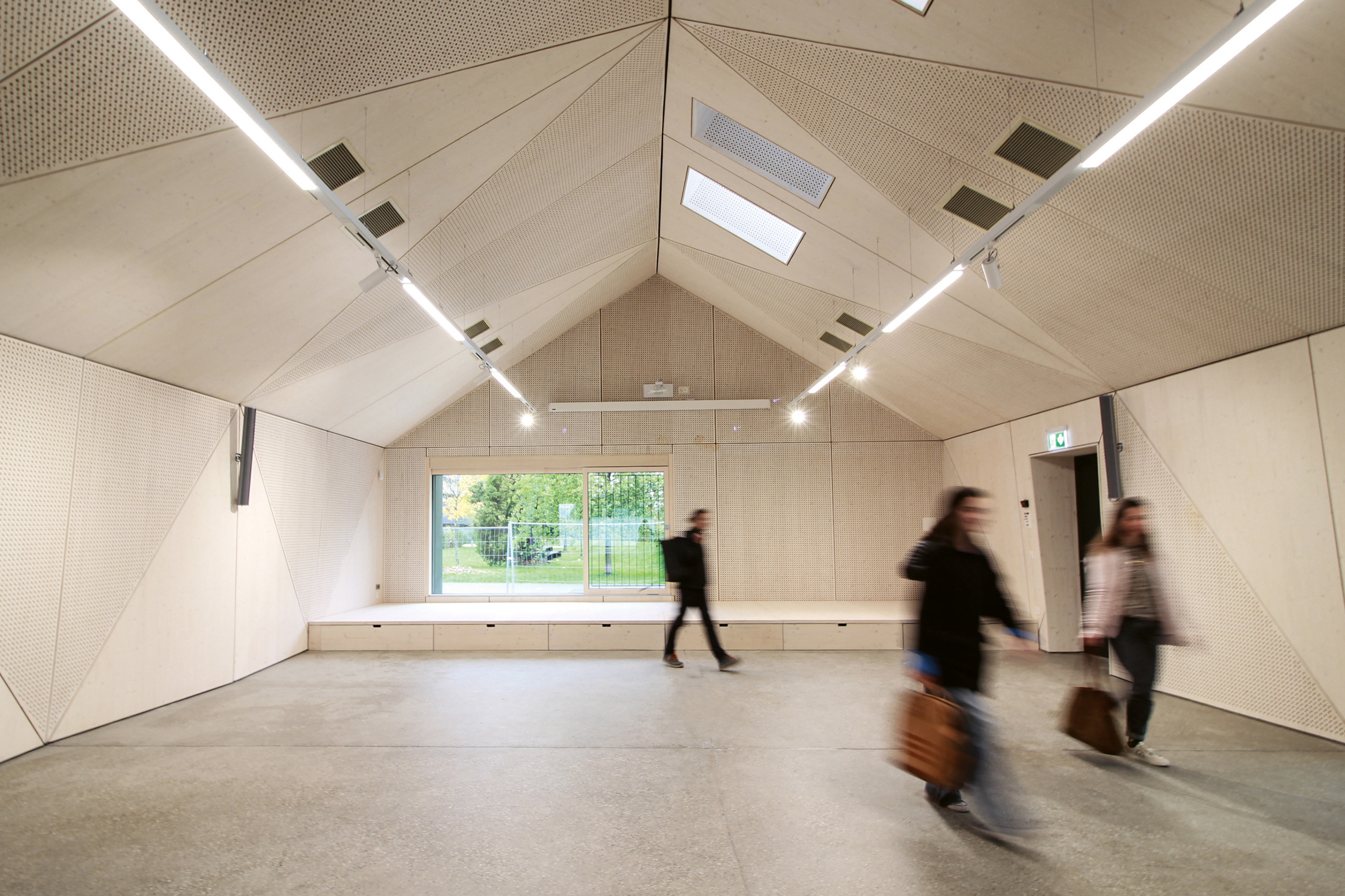 REAL-MdQ-Libellules-05-INT-02-acau