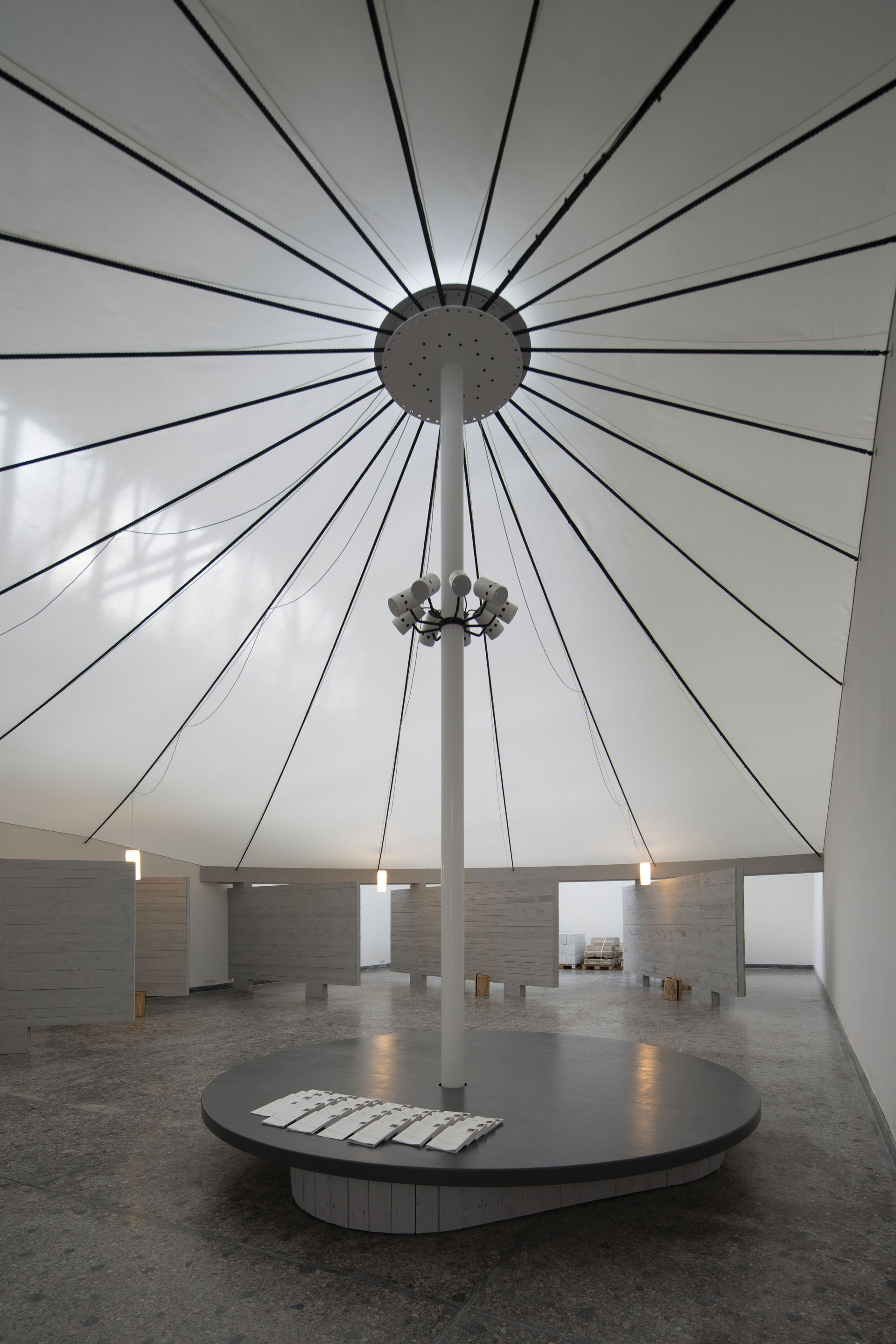 Installation view of «Endgültige Form wird von der Architektin am Bau bestimmt.» curated by Elena Chiavi, Kathrin Füglister, Amy Perkins, Axelle Stiefel and Myriam Uzor at the Pavilion of Switzerland at the Biennale Architettura 2025.