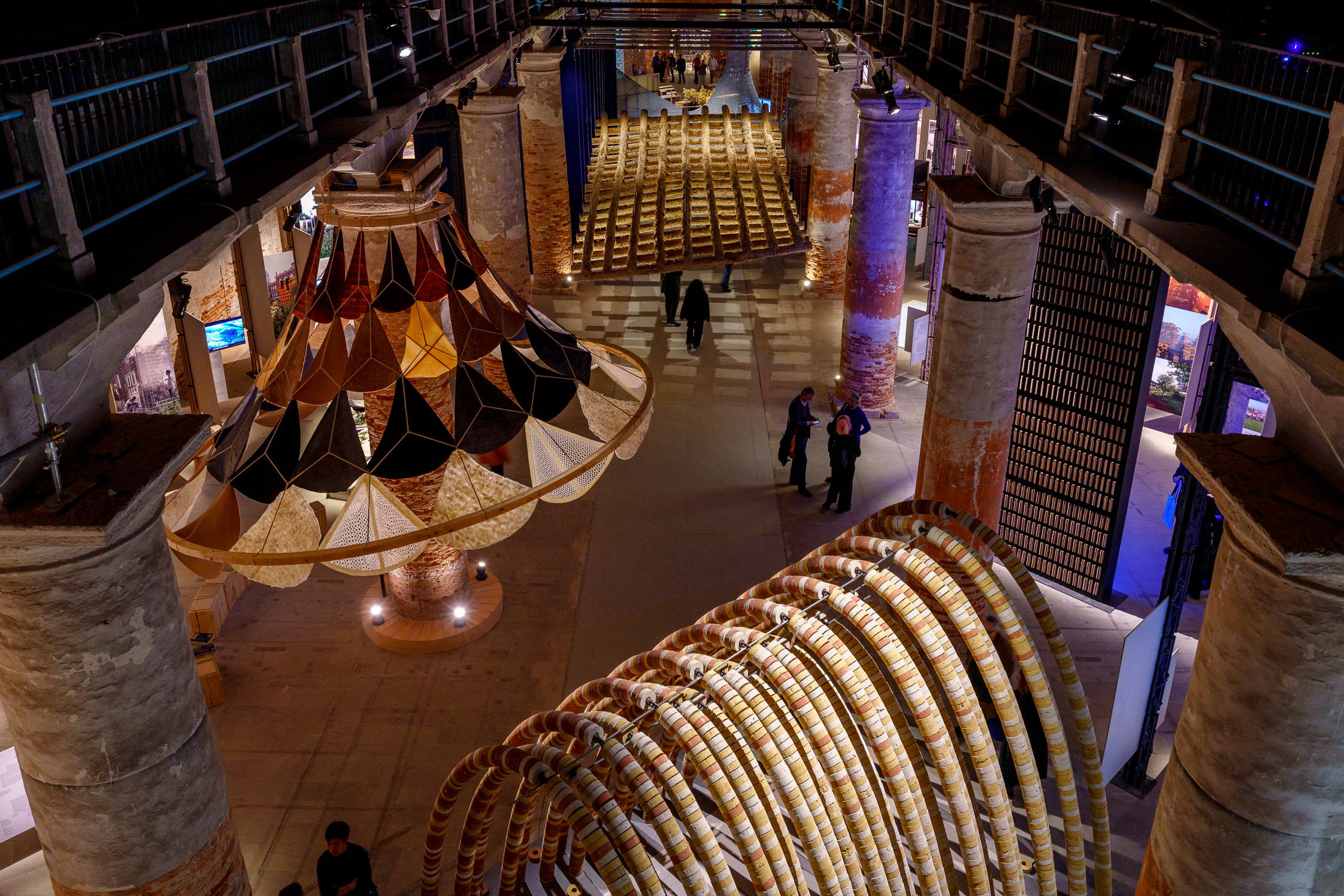 minority-report-venetiano-corderie-aereal-view