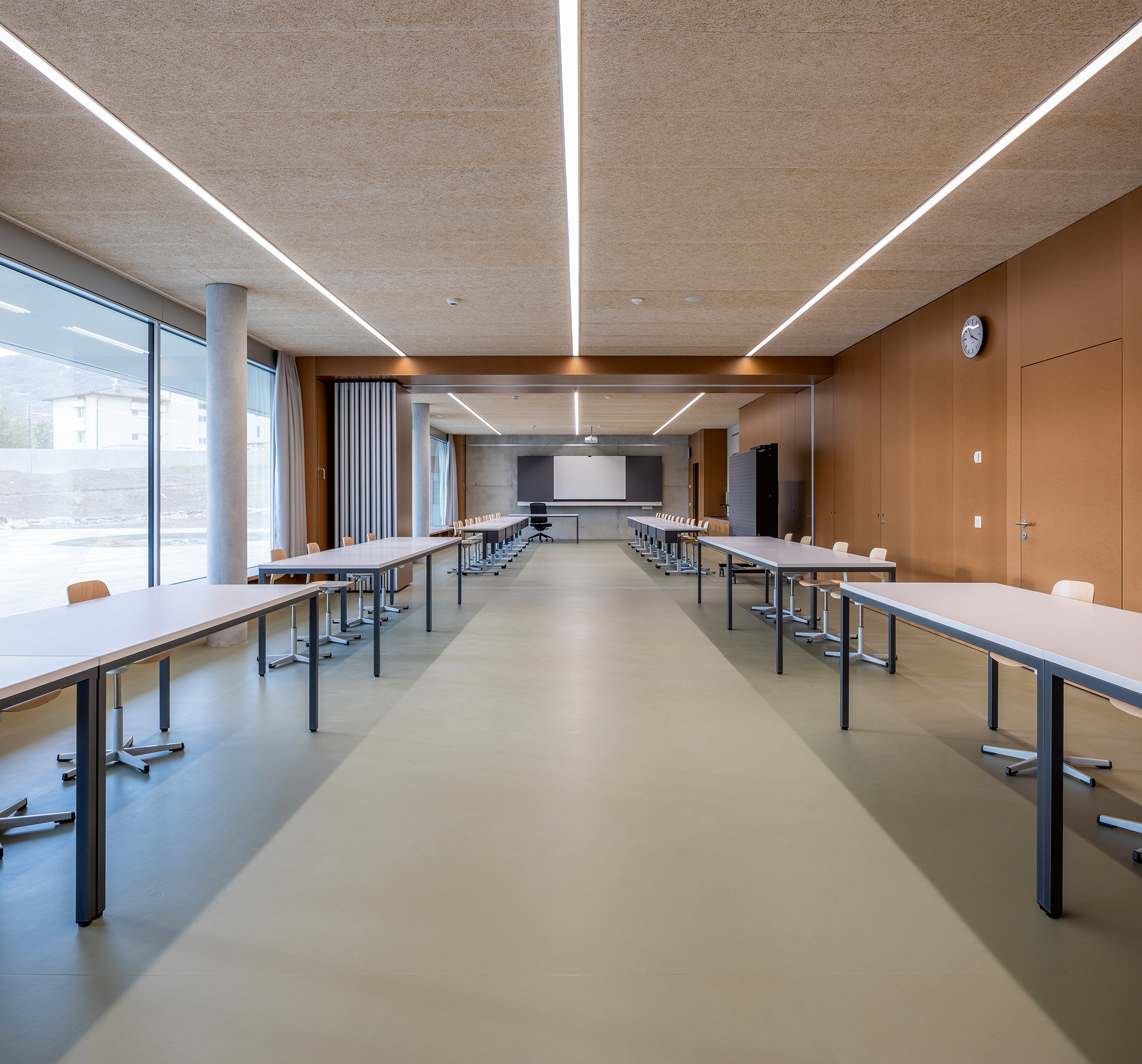 in-linea-con-le-preesistenze-beiercabrini-aula