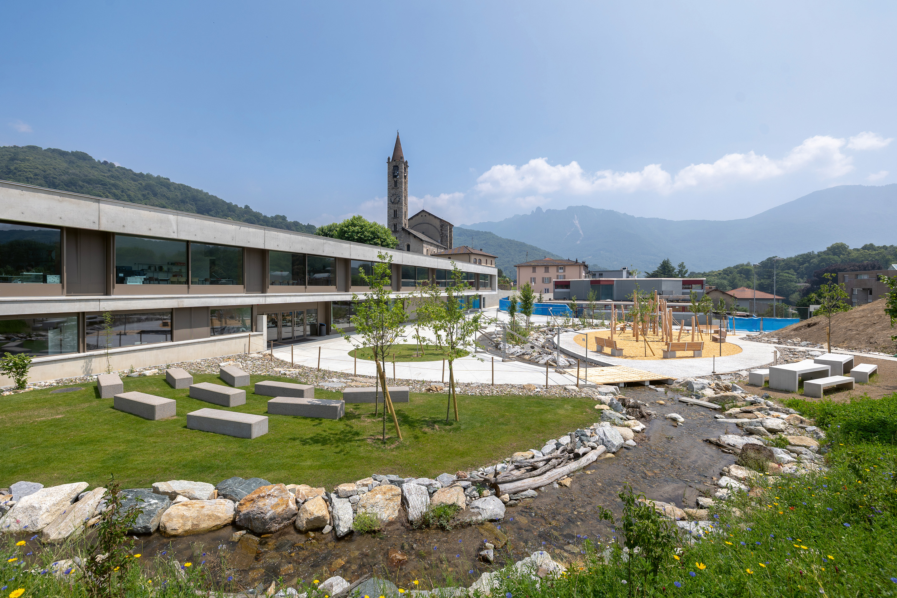 in-linea-con-le-preesistenze-beiercabrini-esterno-giardino