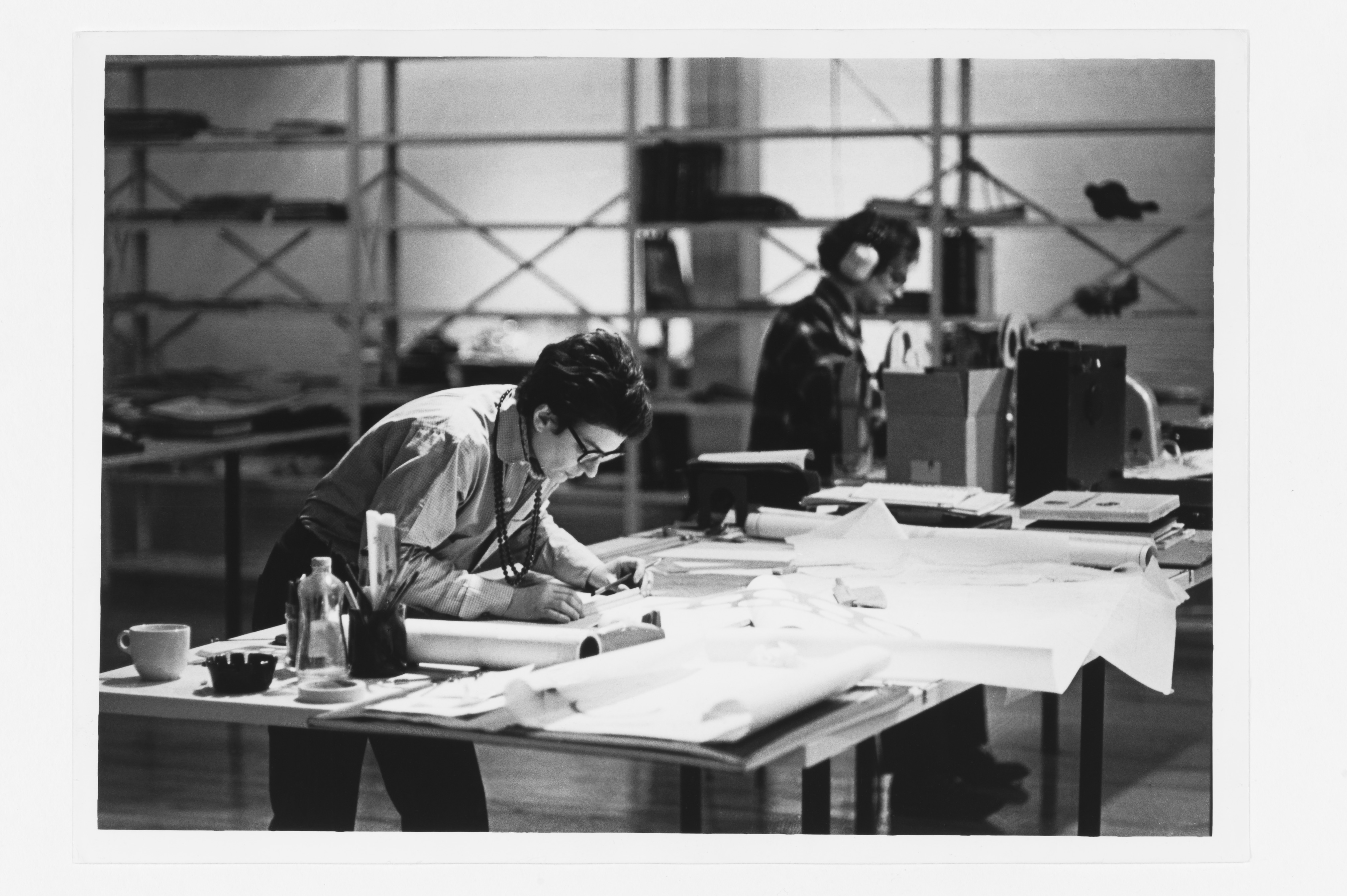 02-Phyllis Lambert architect.jpg