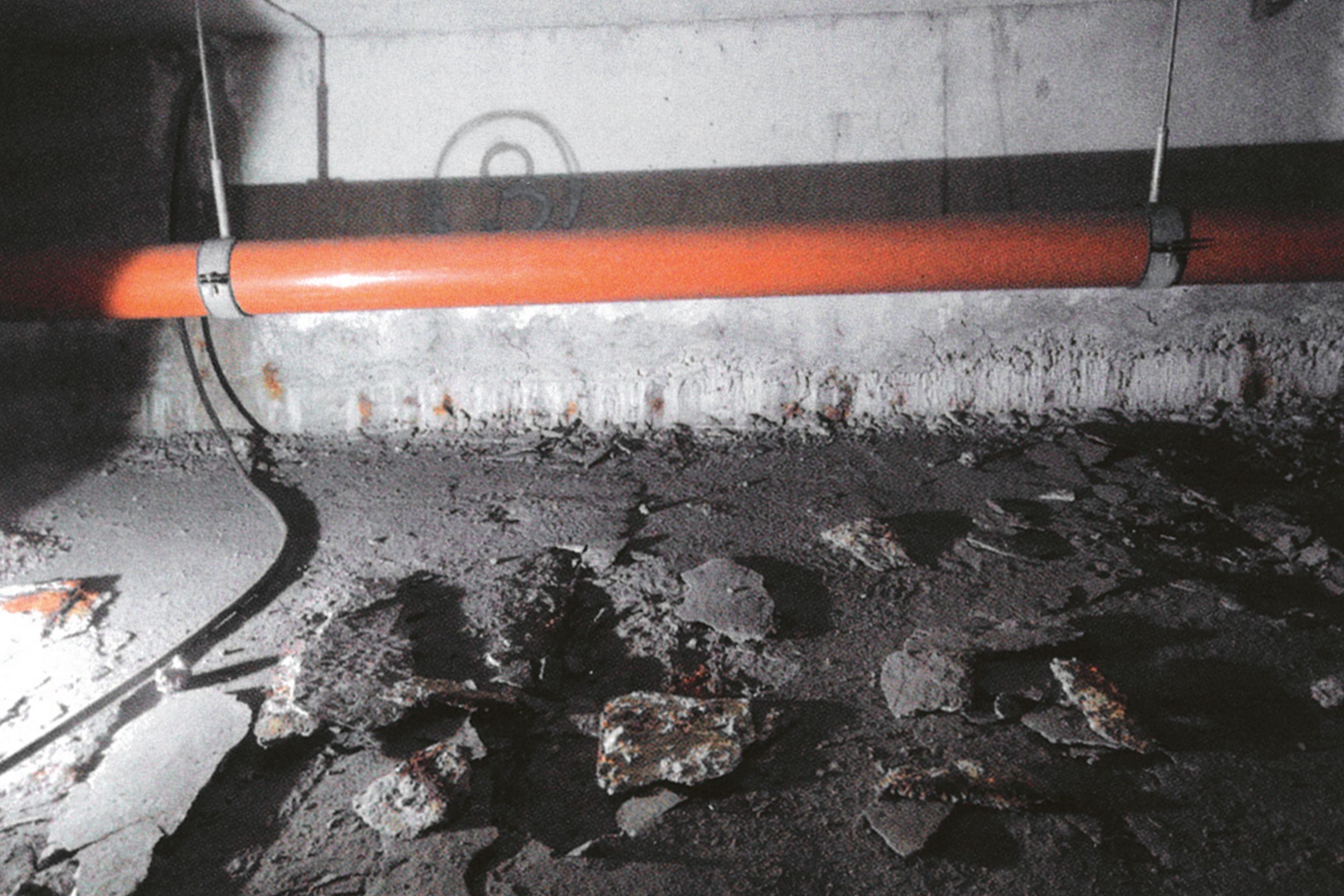 Vue des dégâts à l’intérieur du caisson des viaducs de Riddes lors de l’inspection de 2019