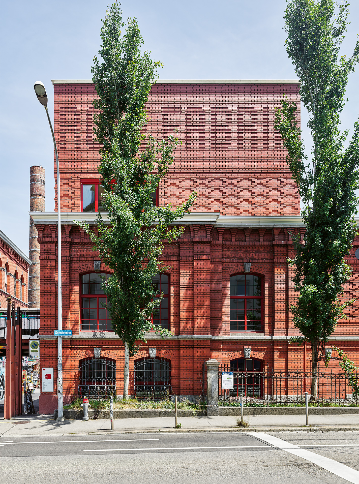 aufstockung-rote-fabrik-zuerich-kaufmann-widrig-01.jpg