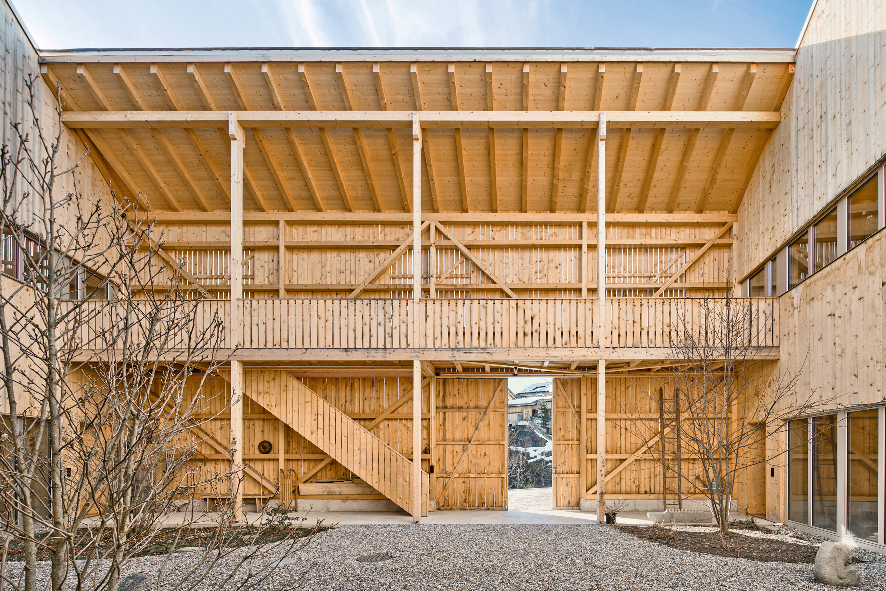 ritualità-domestiche-bearth-deplazes-casa-atelier-lind-vista-esterna