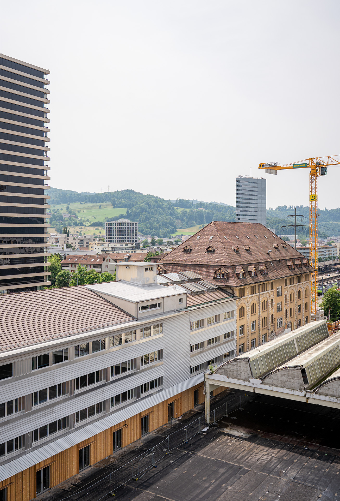 stereo-architekten-gewerberiegel-zentrale-pratteln-halmeskobel-luftbild