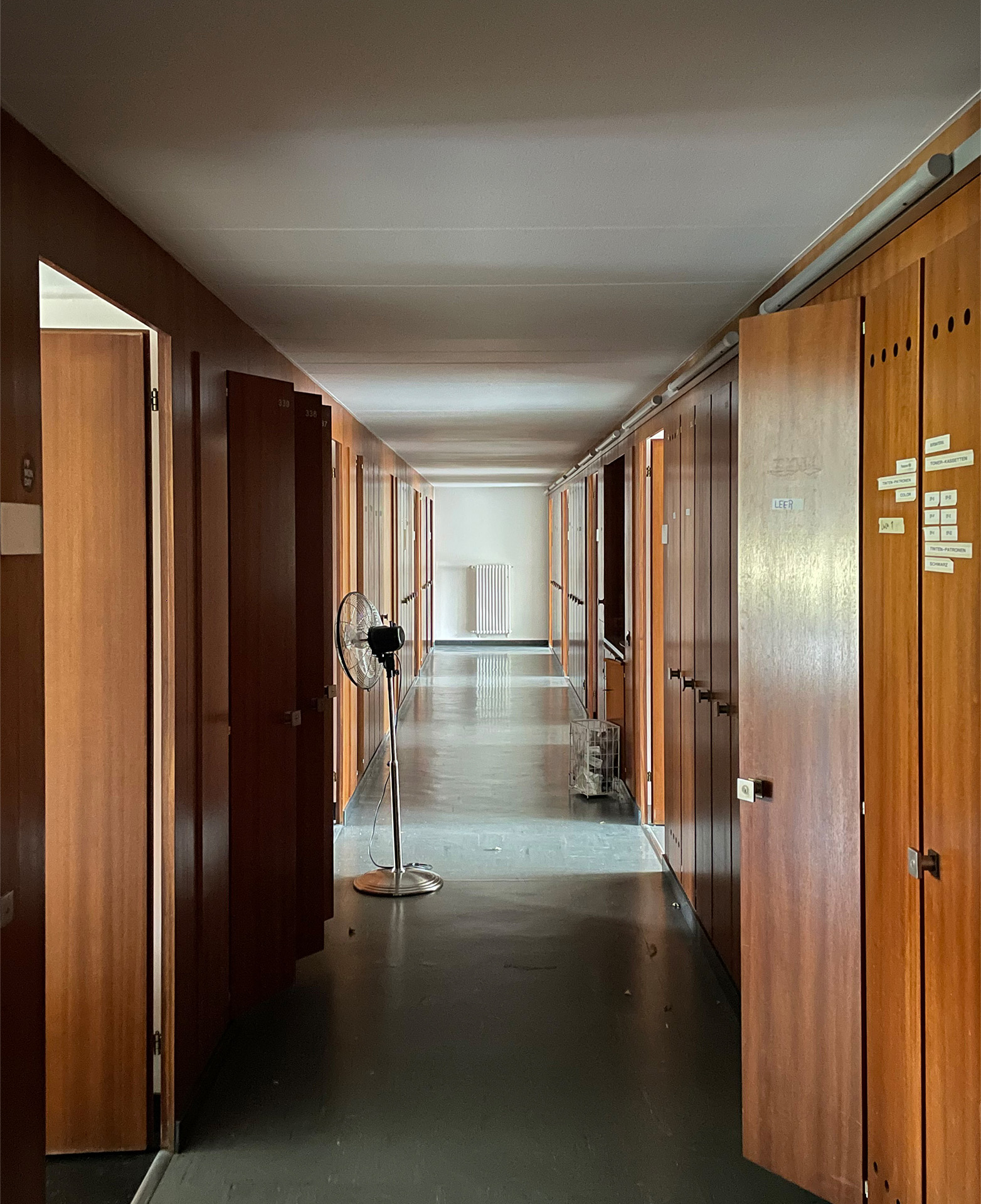 Korridor vor dem Umbau.