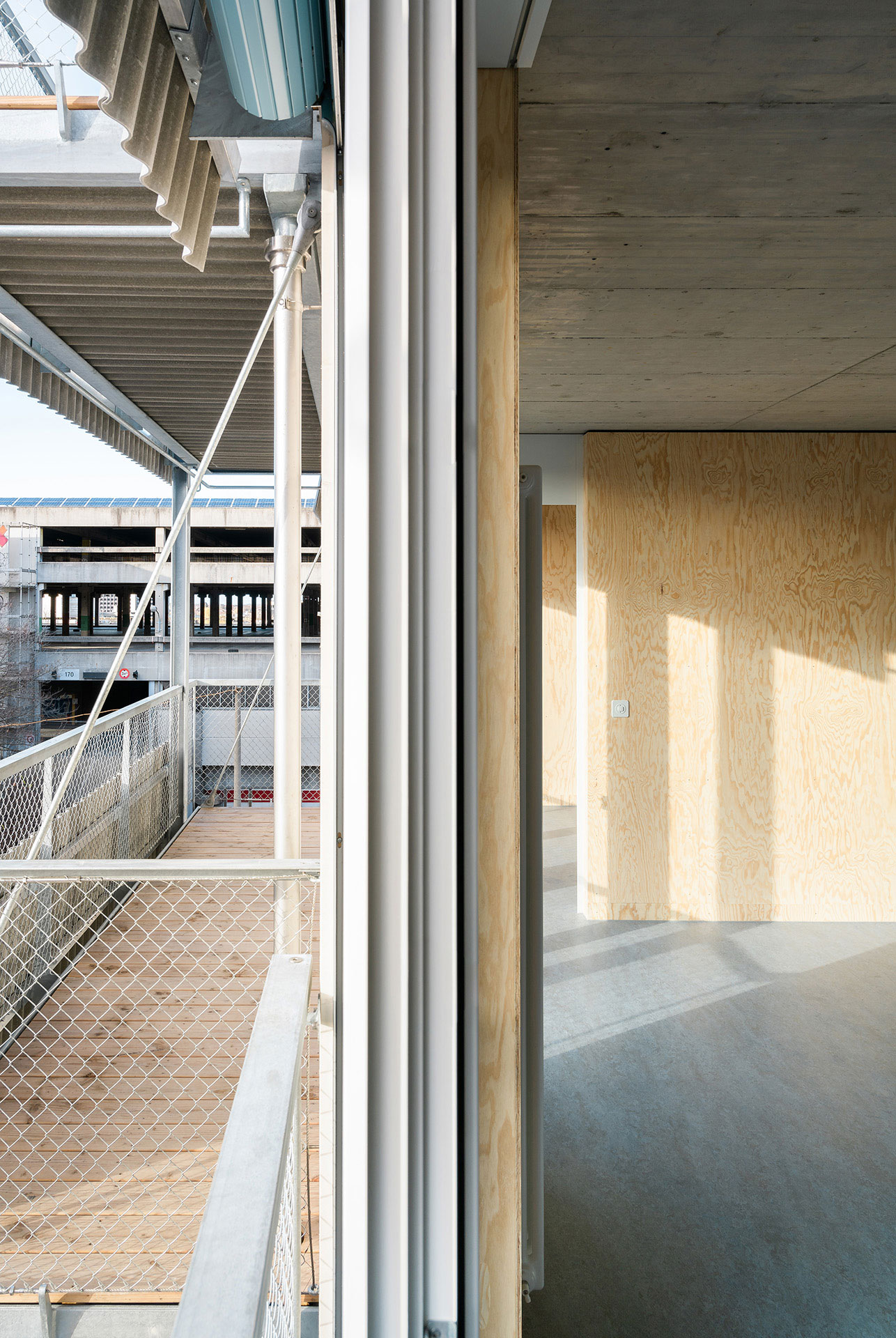 kollektive-architekt-2cv-lysbuechel-fassade-detail