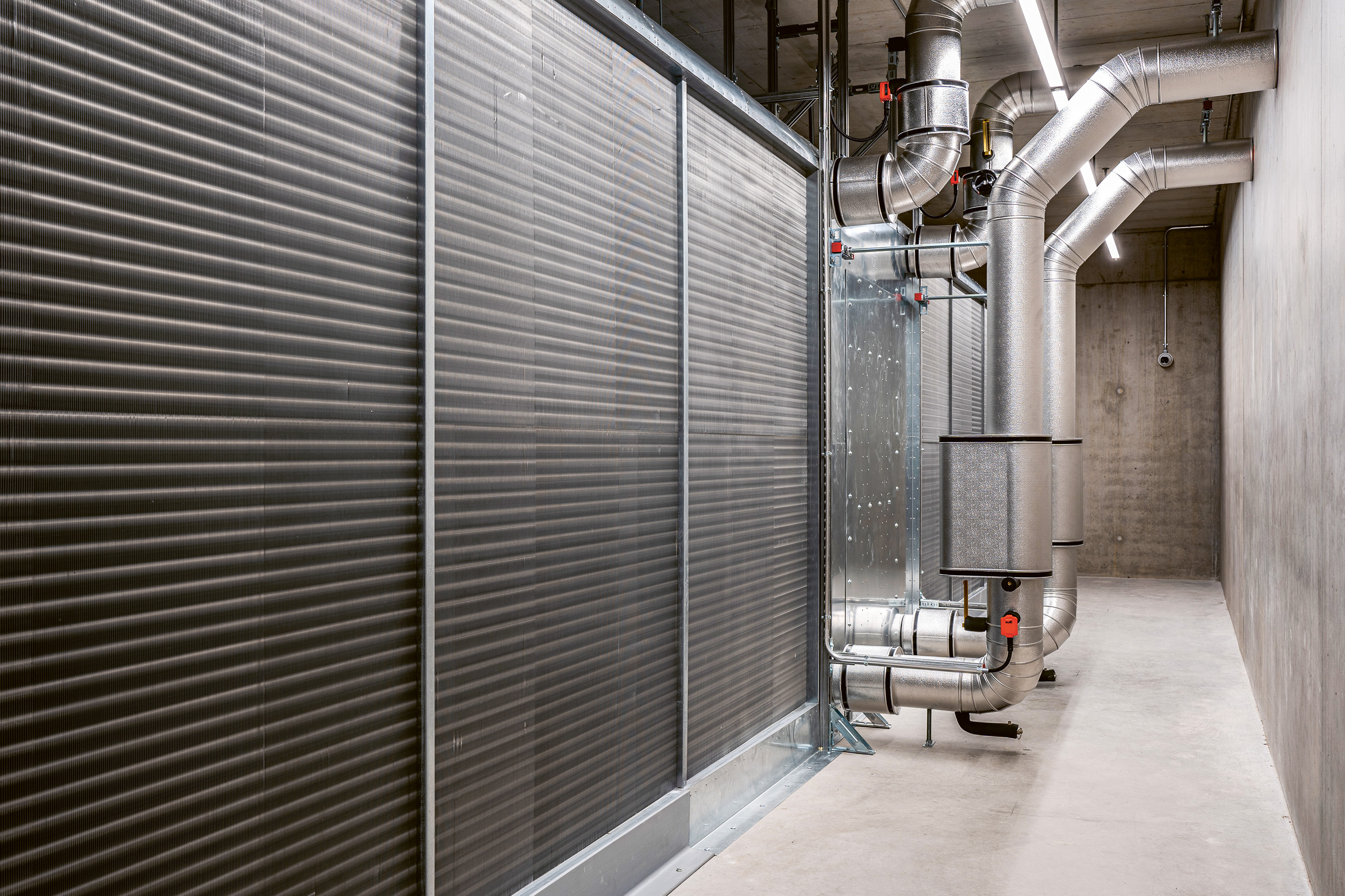 03-Infomaniak D4-Echangeur air-eau avant.jpg