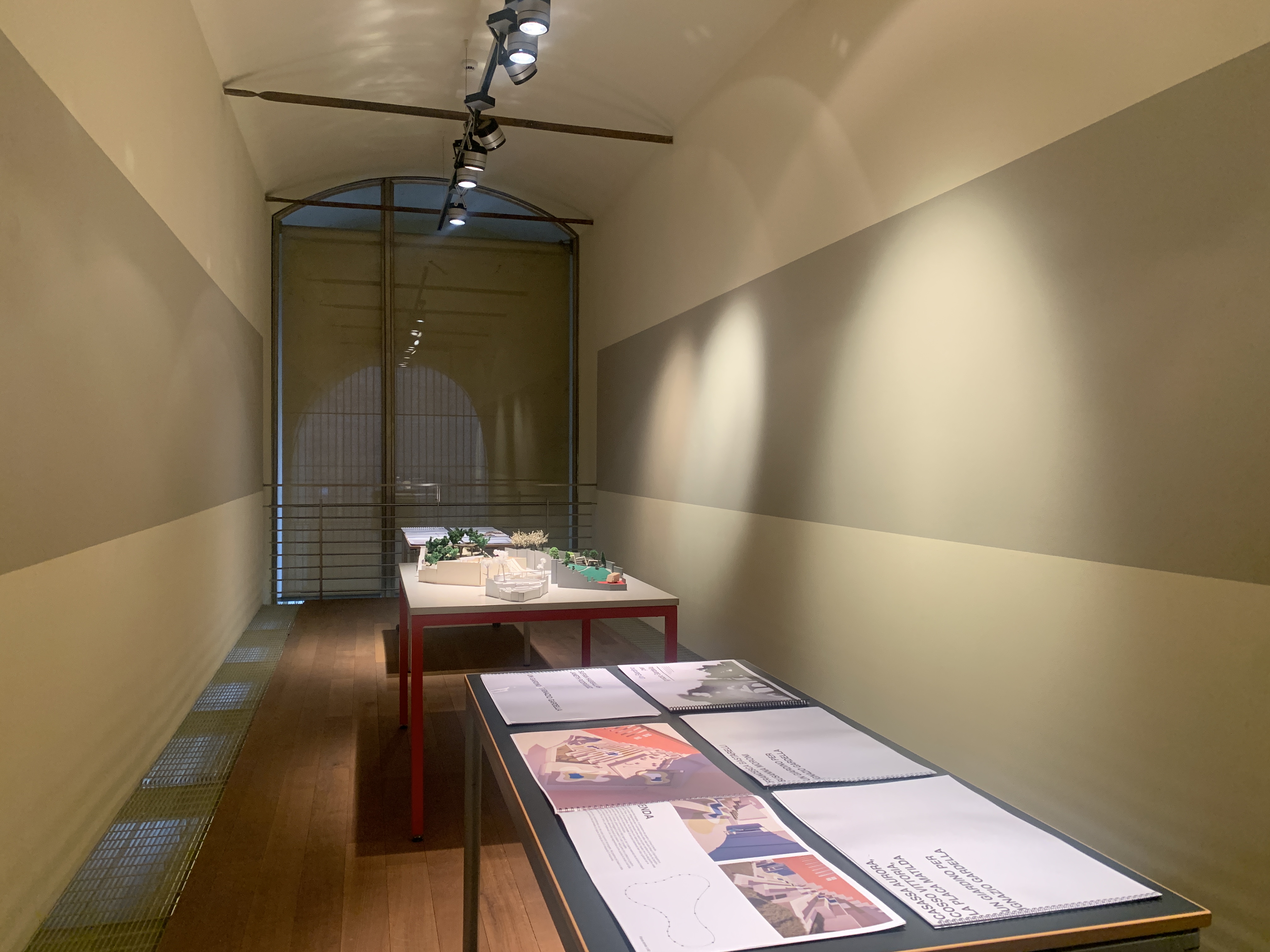 gardella-guardare-luogo-installation-view-piccardo-3