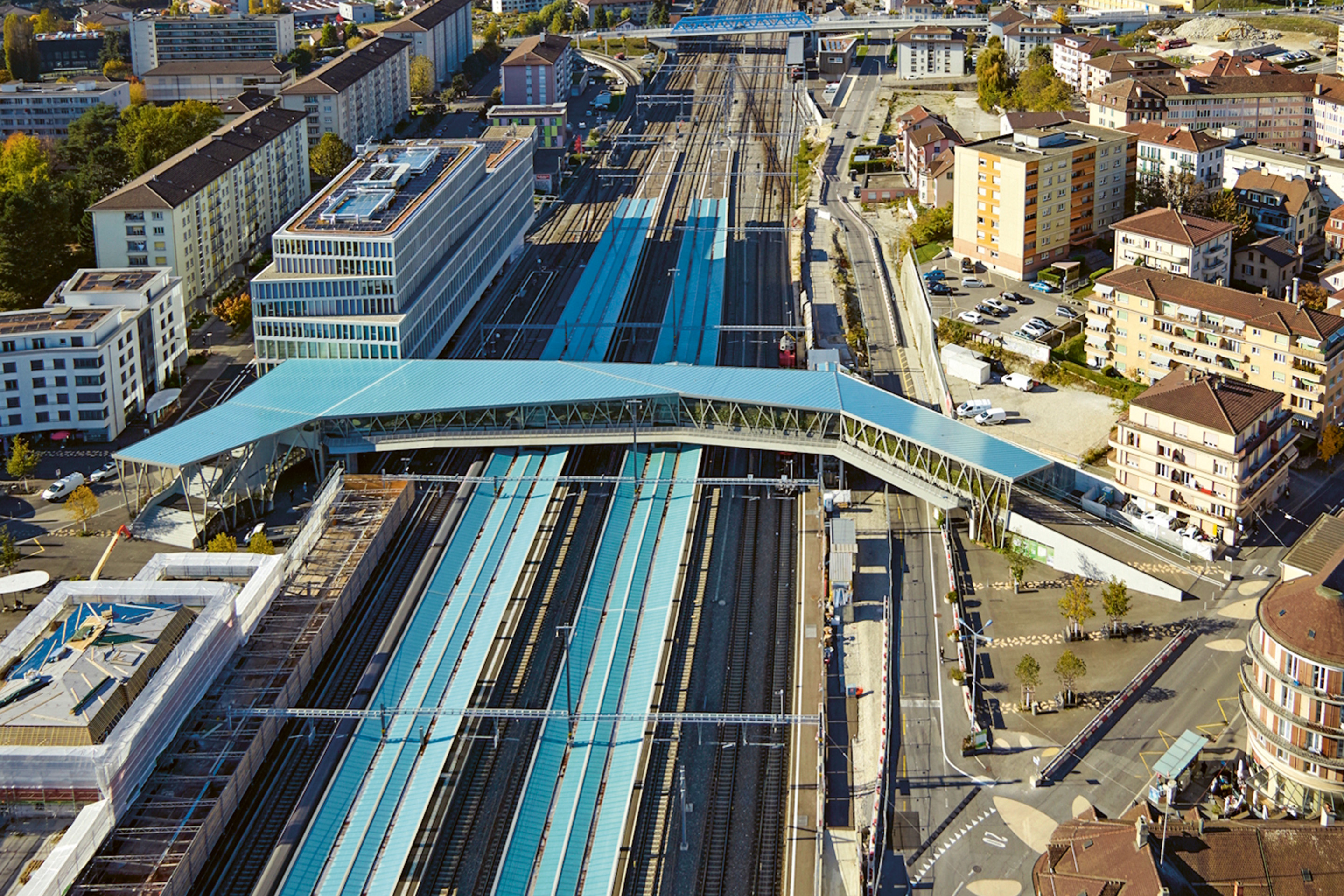 paradigmi-progettazione-sostenibile-ponte-urbano-green-ribbon