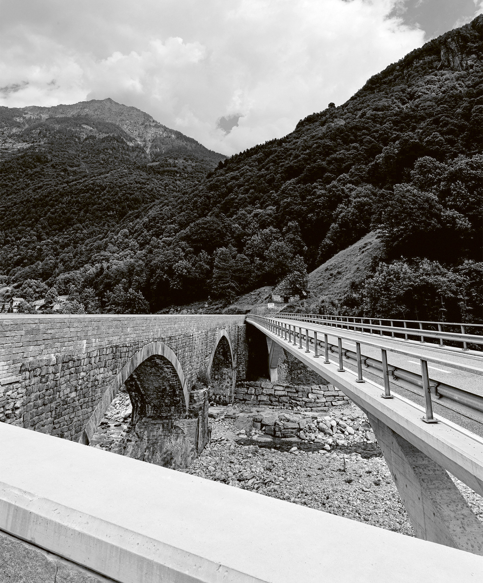 rrr-reflect-muttoni-bridges-verzasca