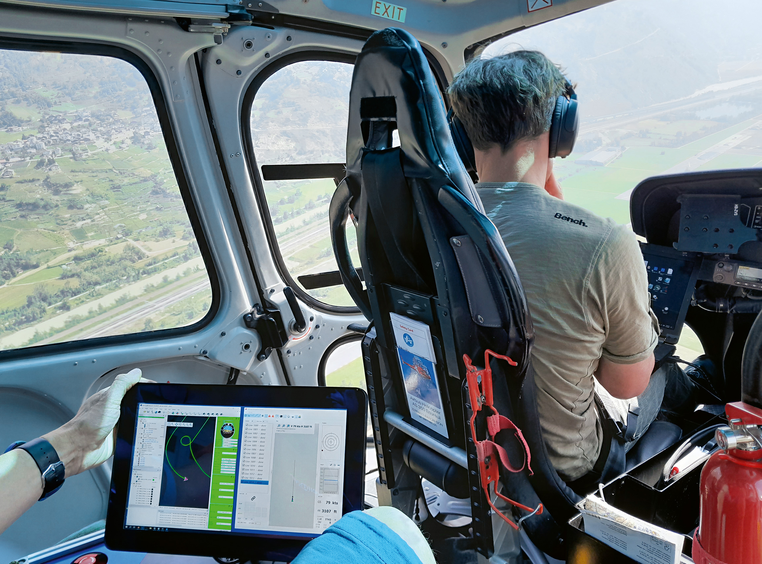 Helicopter Tablet Computer Flugbahn Vermessung bergsturz Blatten