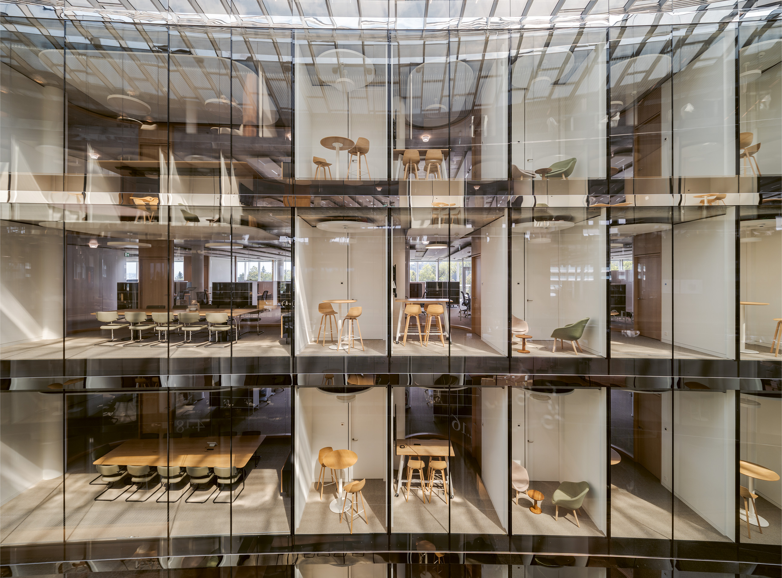 lombard-odier-herzog-de-meuron-facciata-interna