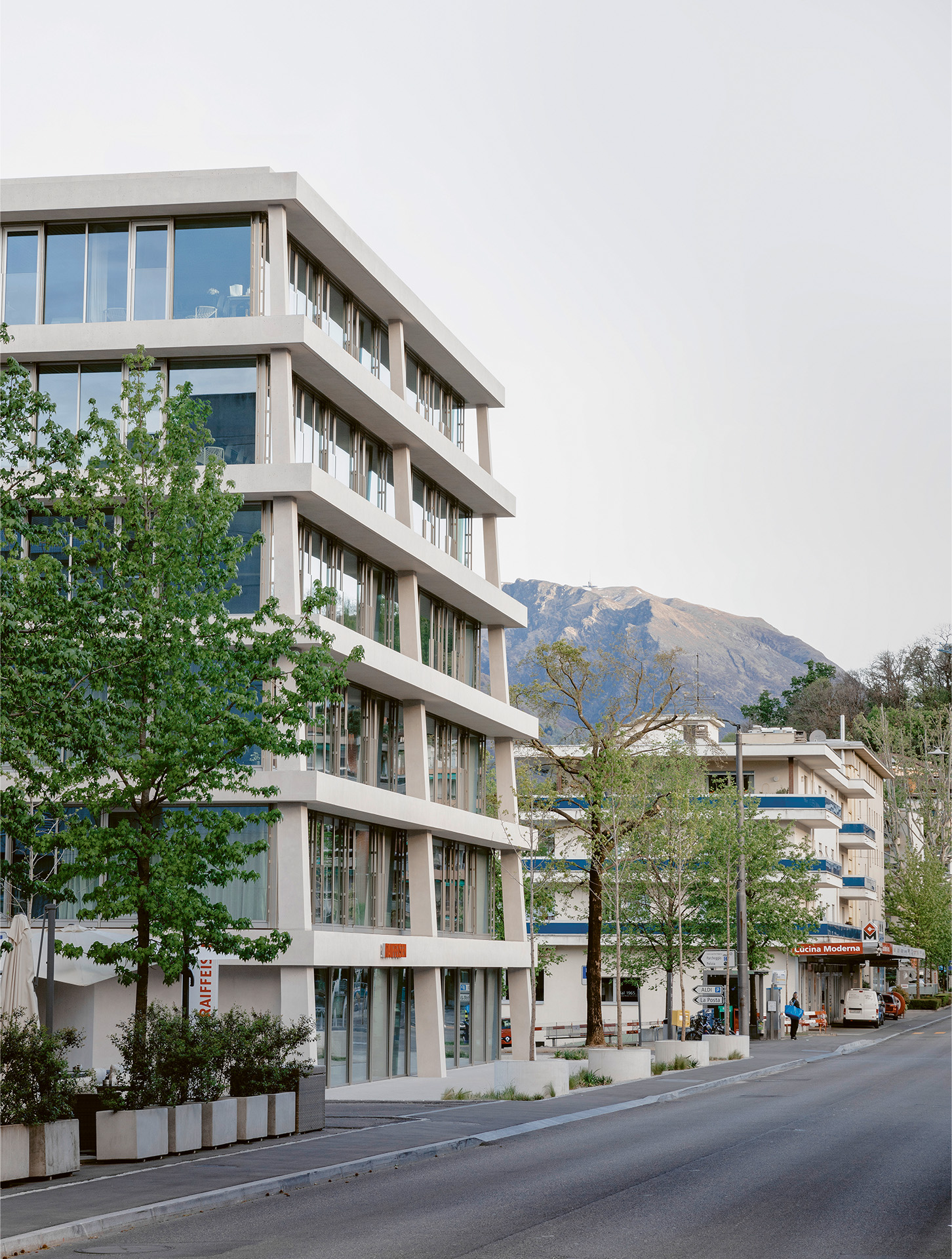 raiffeisen-savosa-bank-street-view