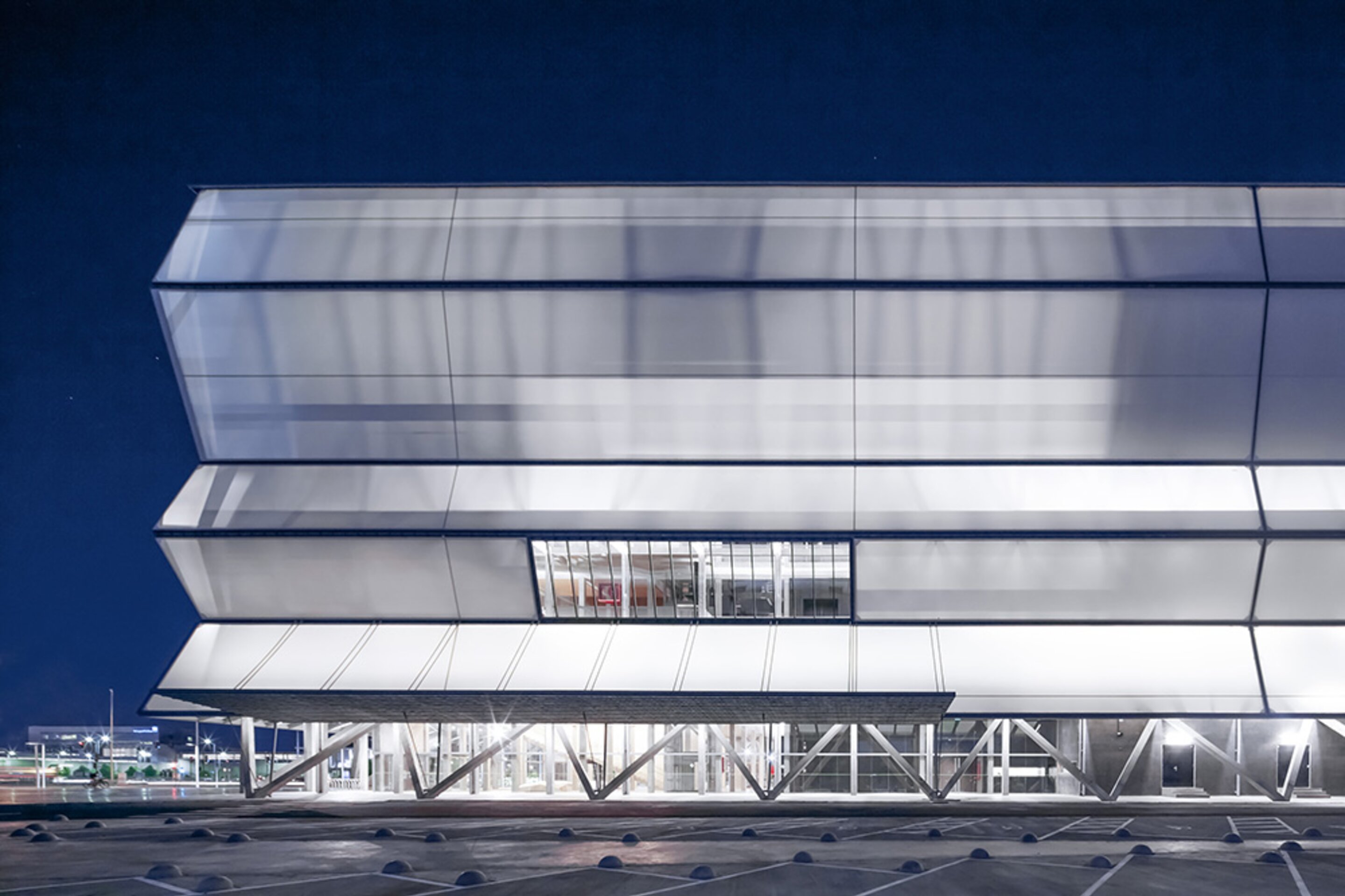 Teatro del Biobío, façade de nuit