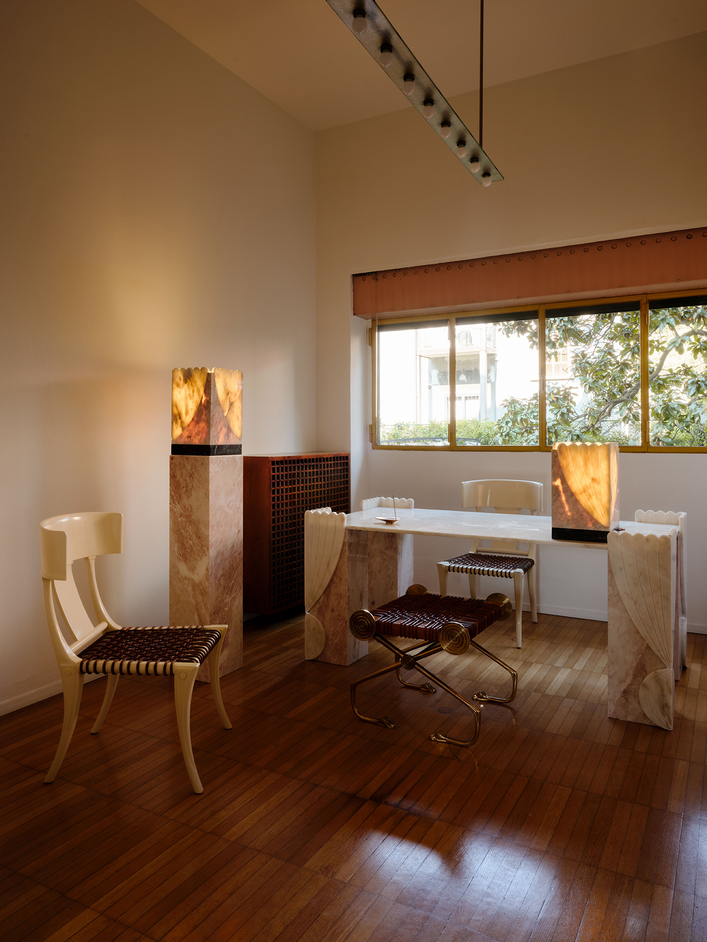 salone-mobilElizabeth-Carababase-KikiGoti-SaridisOfAthens