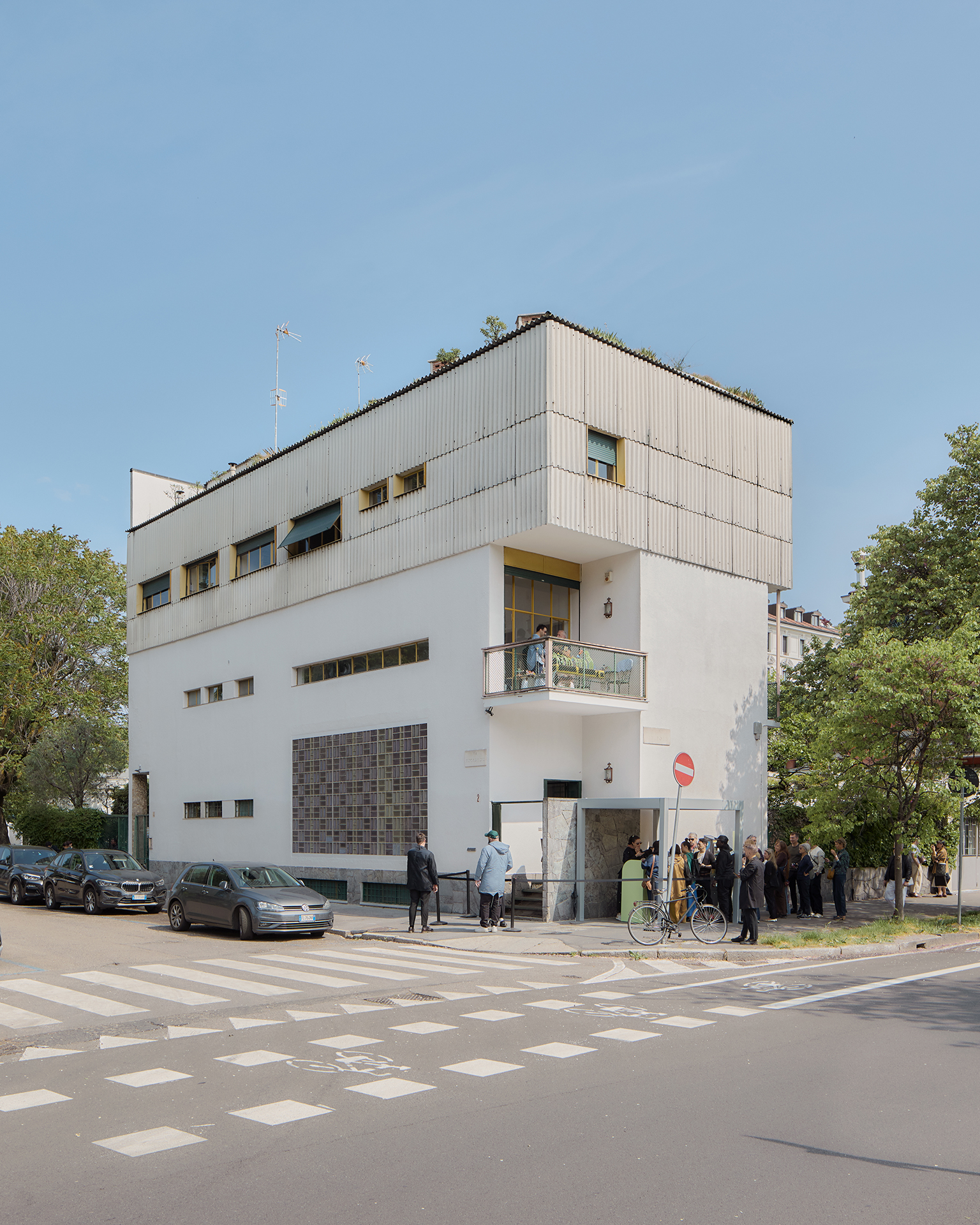 salone-mobile-villa-pestarini-luigi-fiano-ardesia-cocca