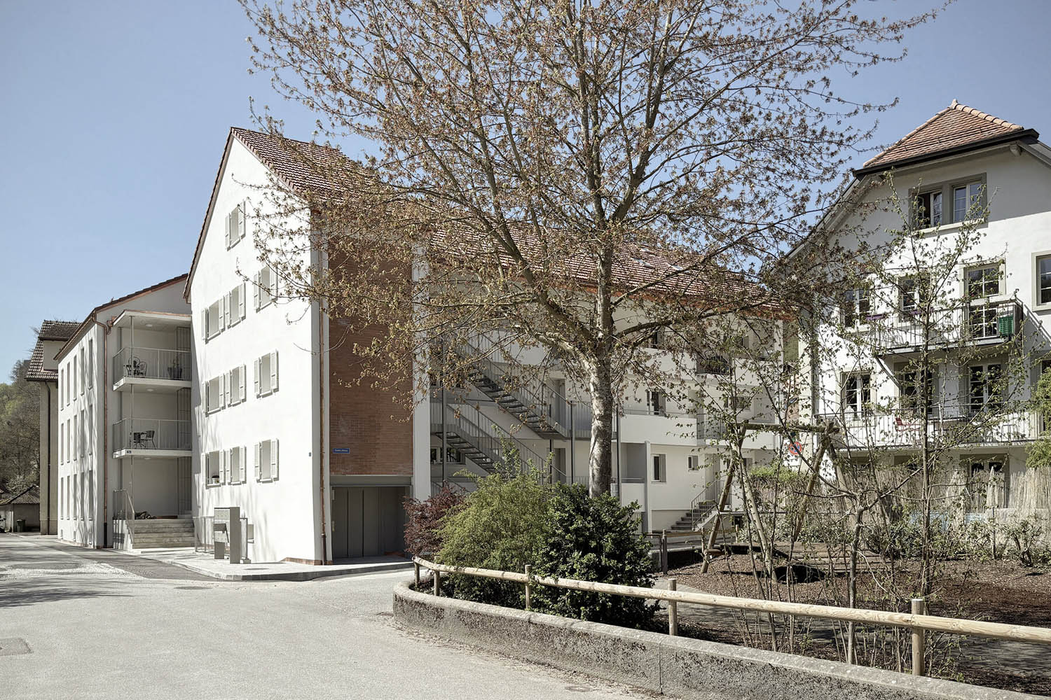 Le Clou rouge 2026 | Un immeuble des années 1950 dans la Fribourg médiévale, 30 mai