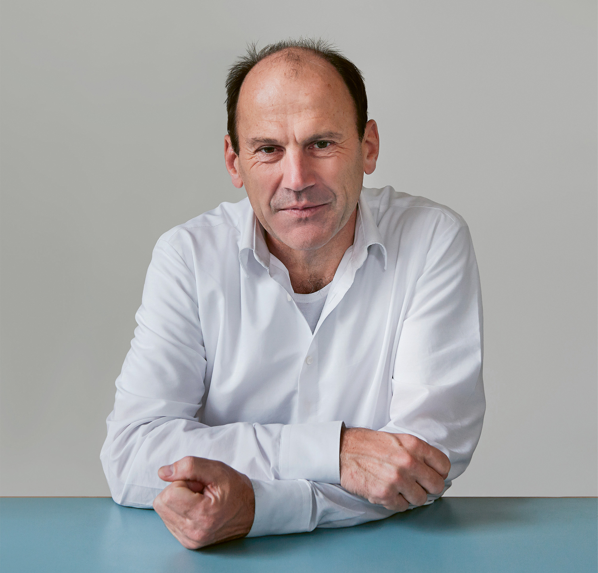 Markus Peter gründete 1987 zusammen mit Marcel Meili das Architekturbüro Meili Peter und arbeite mit Adolf Krischanitz sowohl in der Praxis als auch auf architekturtheoretischer Ebene zusammen.