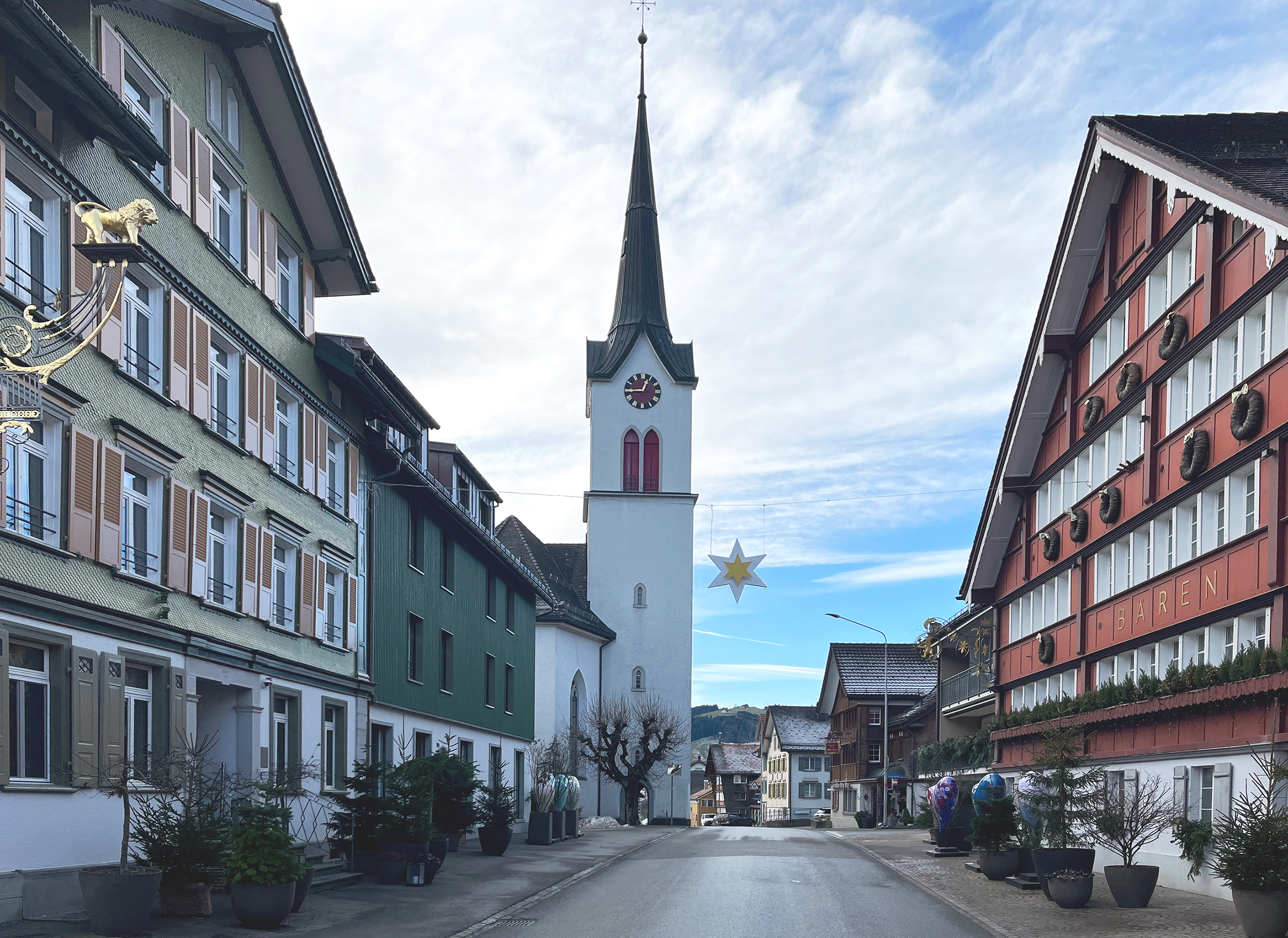 huus-quell-loewen-baeren-hs