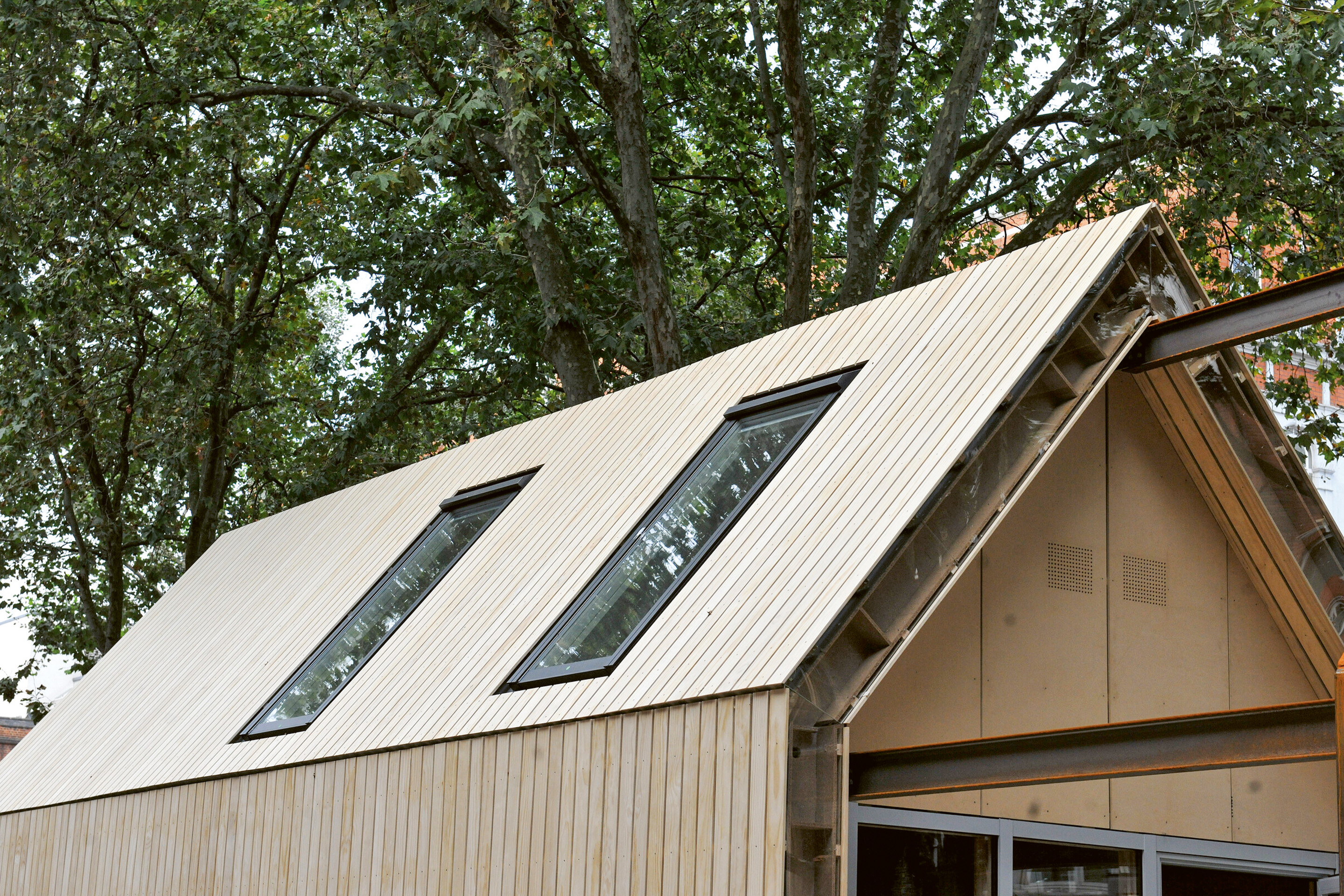 smith-challenges-solutions-modern-environment-circular-building