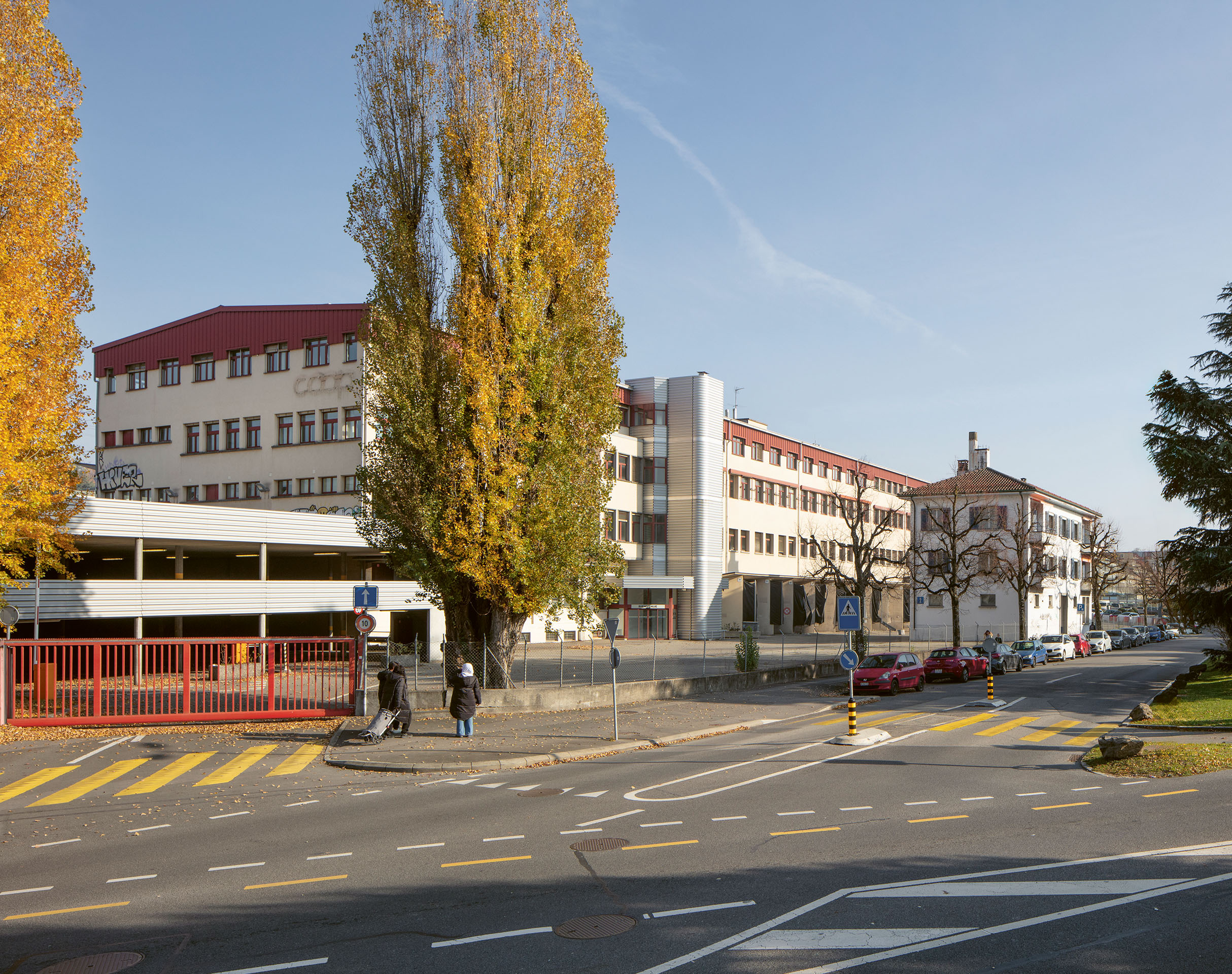 Ancien centre de logistique le long des rails, Renens, avant transformation