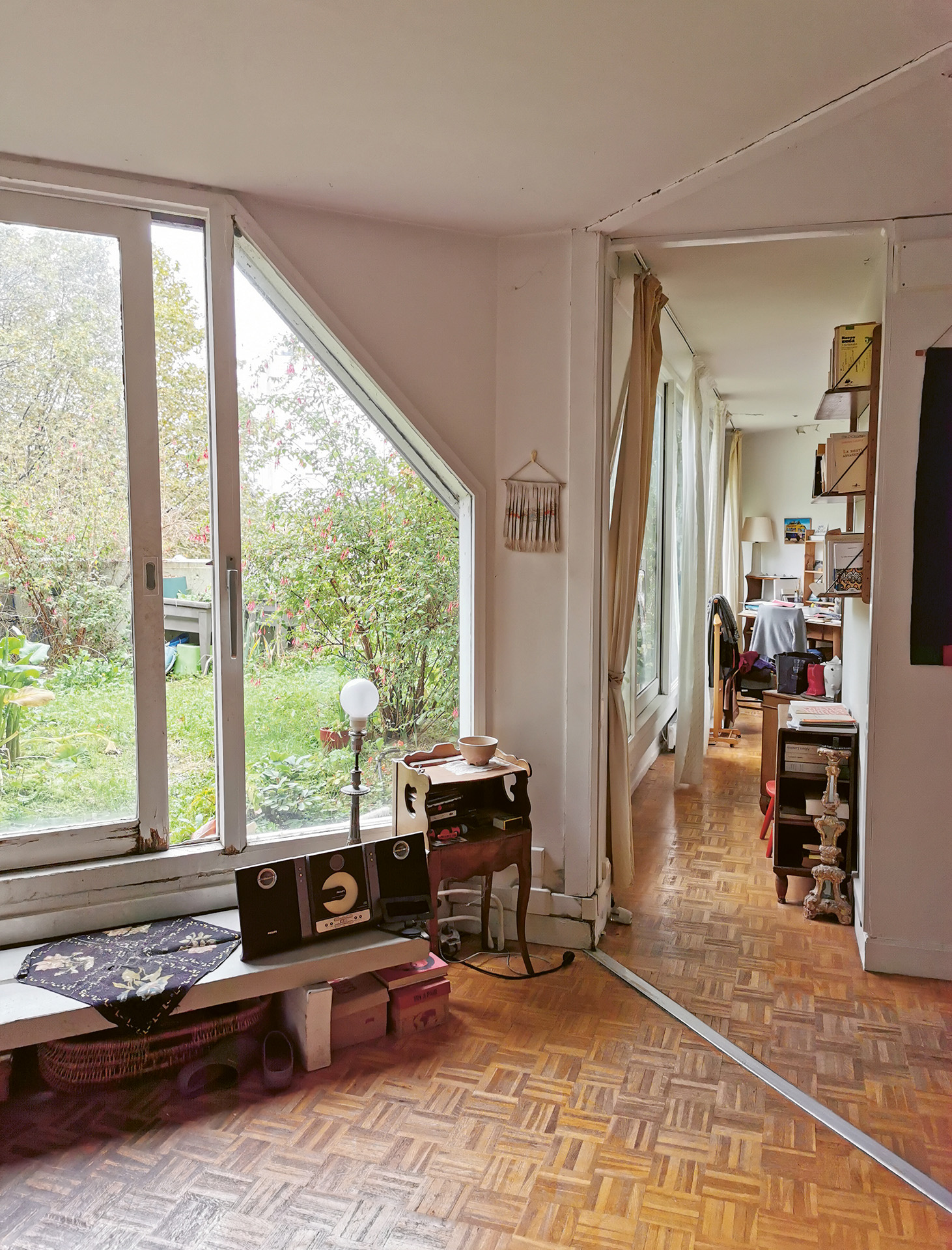 Logement et terrasse, ensemble Danielle Casanova à Ivry-sur-Seine, architecte Jean Renaudie, 1972 (Isabel Concheiro, 2024)