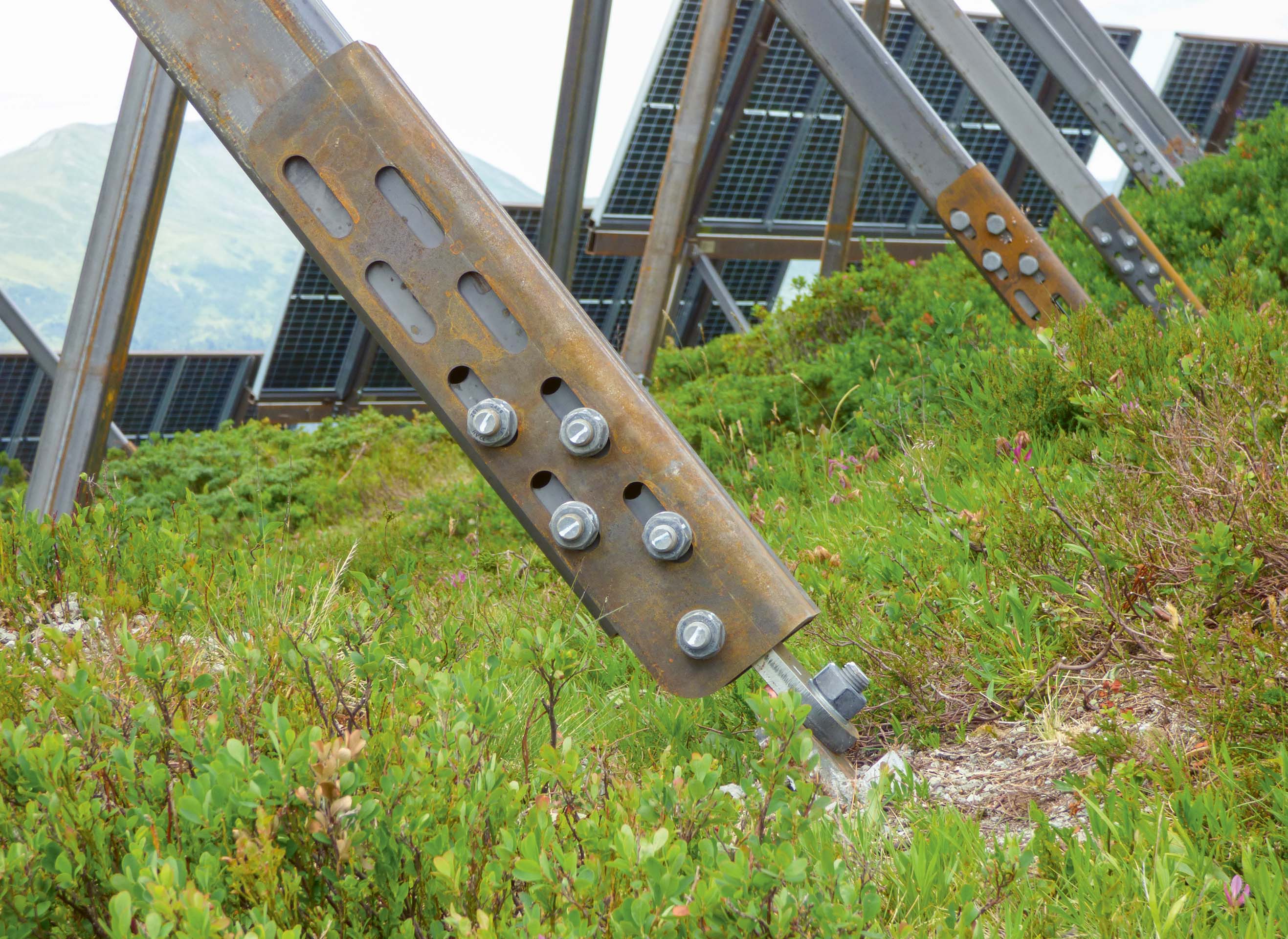 Madrisa Solar PV Beine Tische Hinten Verstellung Foto