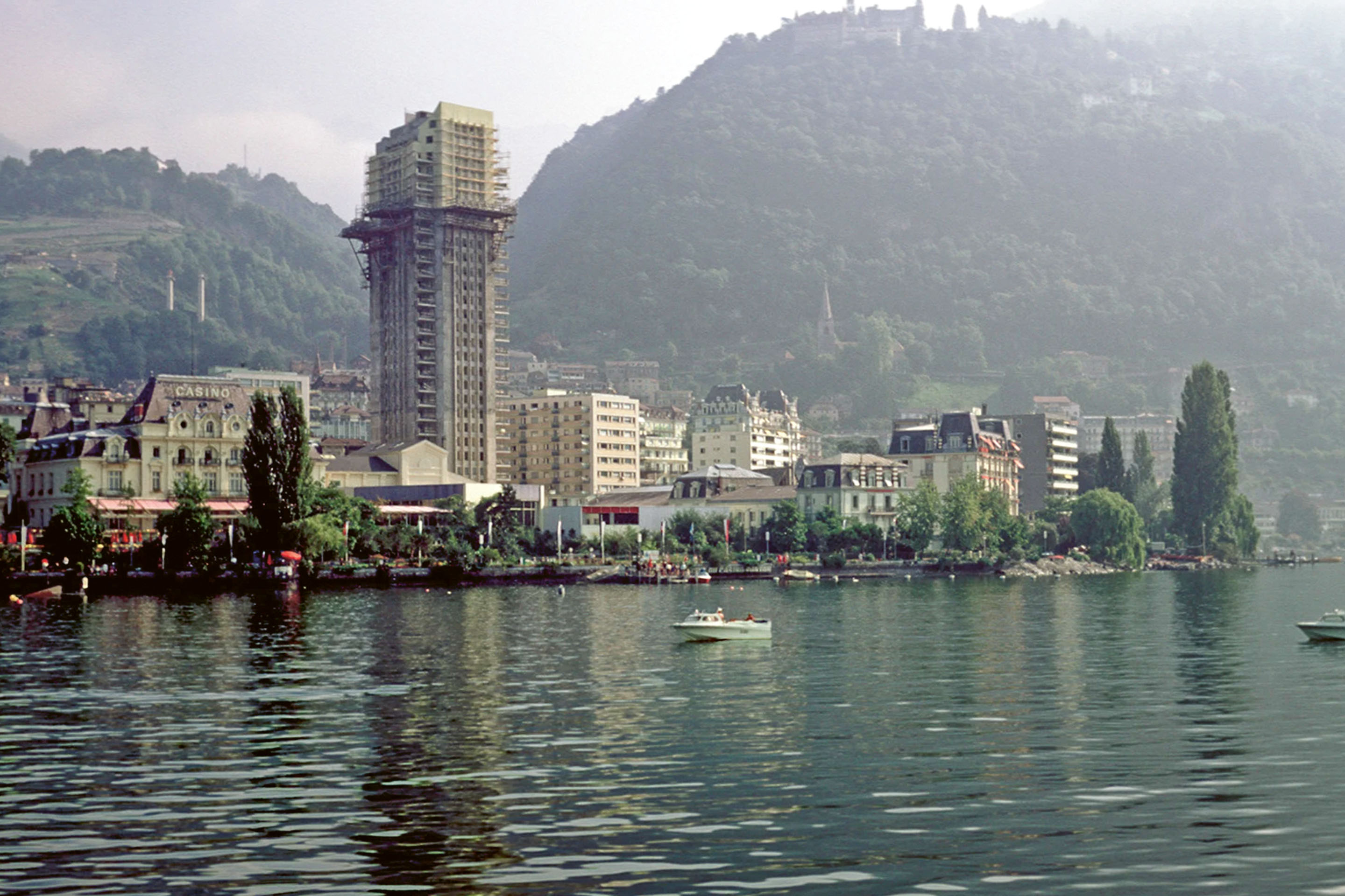 TOURS-Malley-1-tour-ivoire-montreux-1969-Antonino Di Salvo_uc