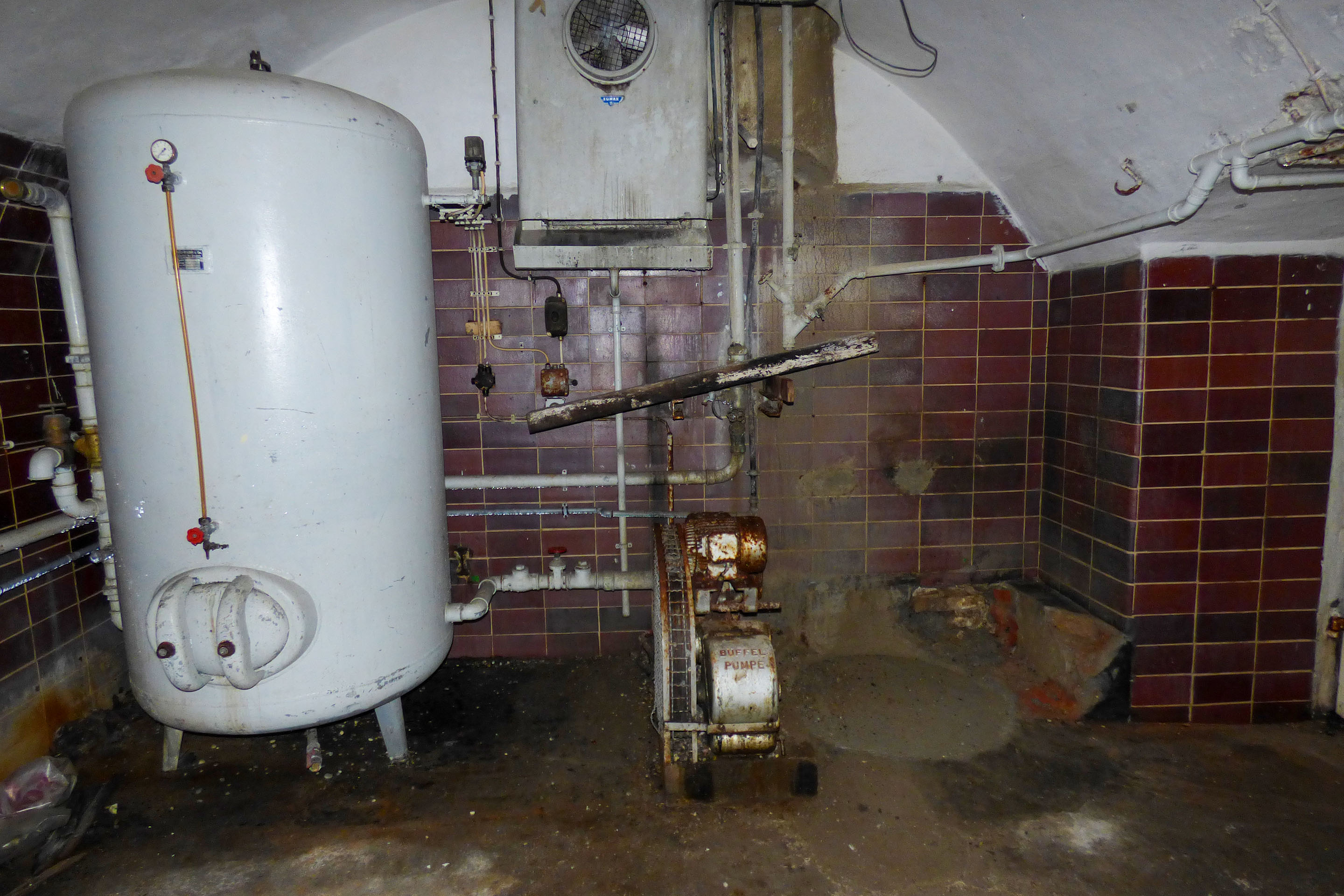 Der versiegelte Brunnen der Brauerei.