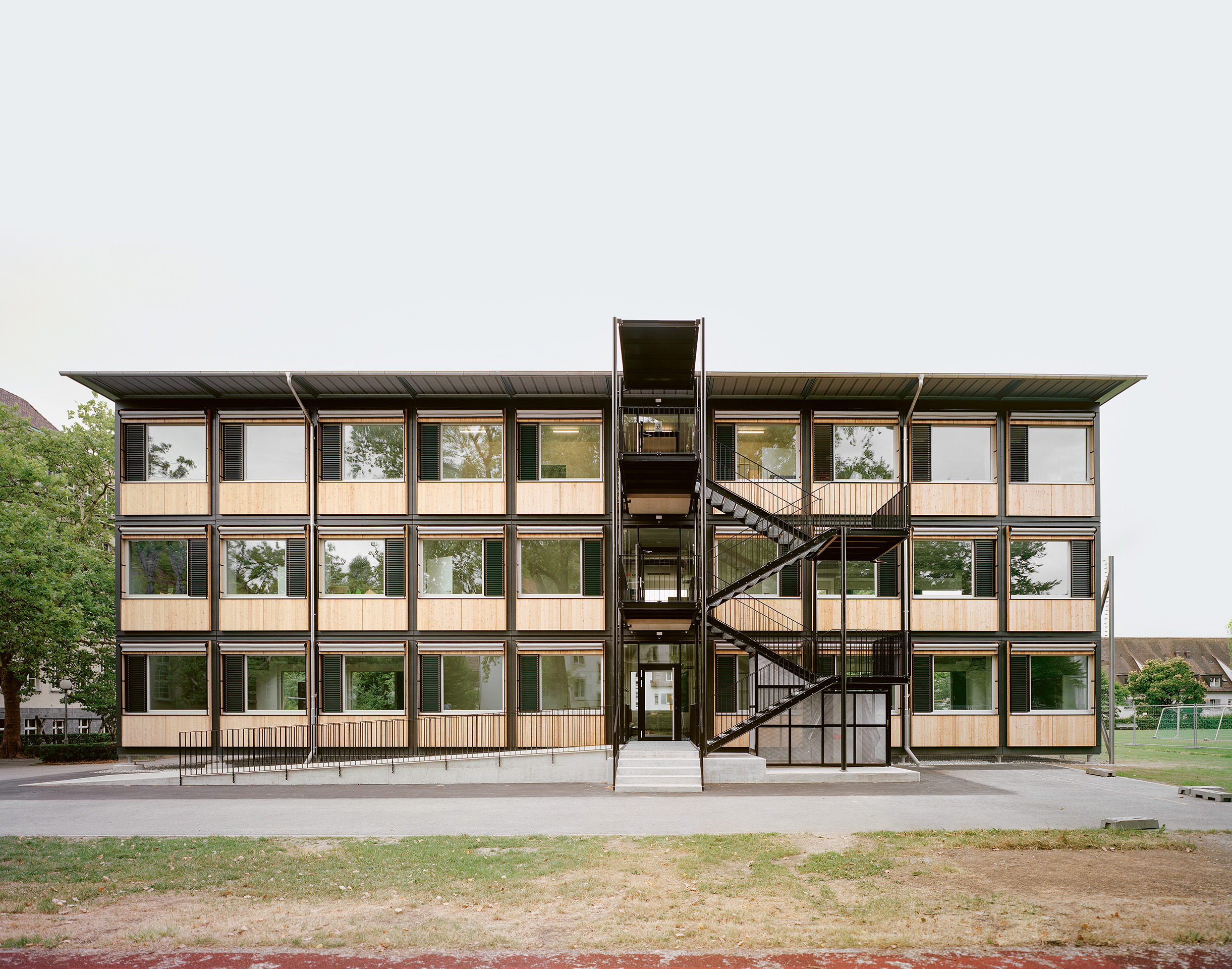 Schulprovisorien Züri Modular, Zürich, 1998–2011 und 2012–2019 (Stadt Zürich, Amt für Hochbauten AHB; bauart; Blumer Lehmann)